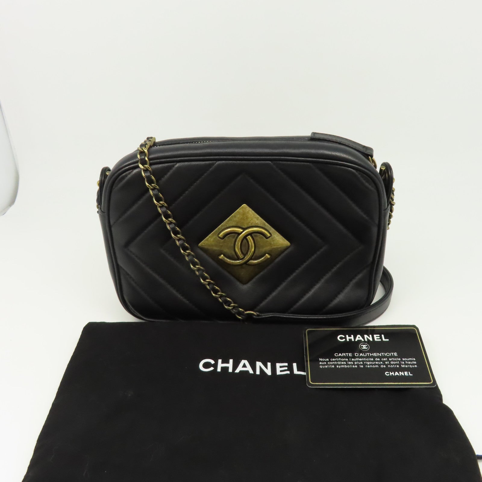 CHANEL 牛皮皮革Shoulder Bag金扣鏈帶肩背袋黑色