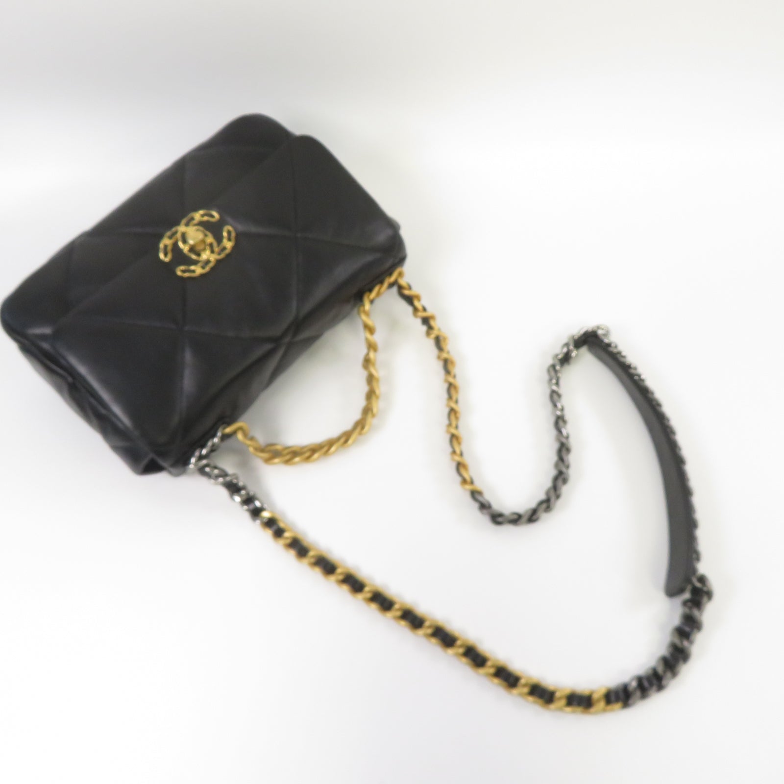 CHANEL 菱格羊皮皮革Chanel 19金扣鏈帶肩背袋黑色