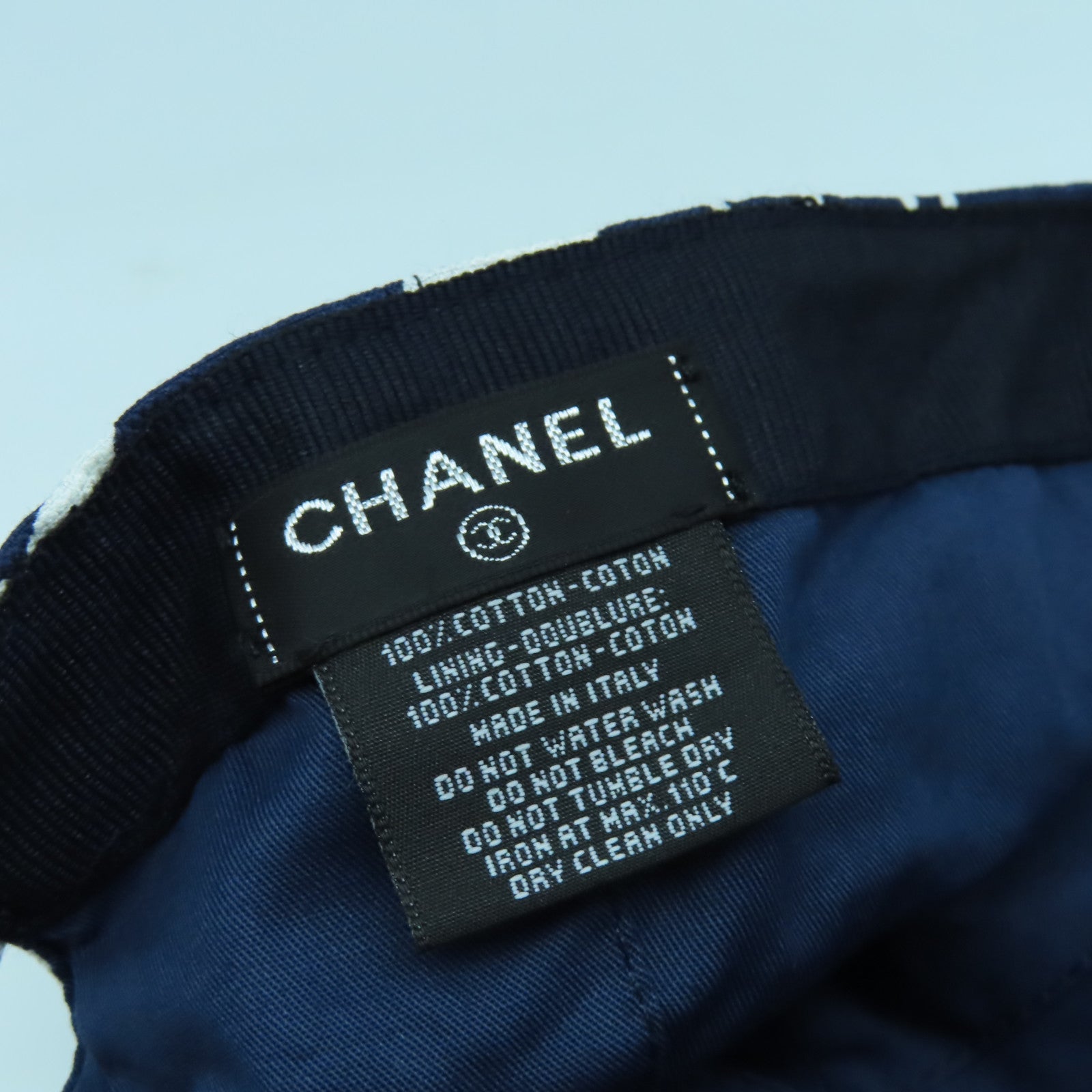 CHANEL 【激減優惠】棉質Hat銀扣棒球帽藍色/白色