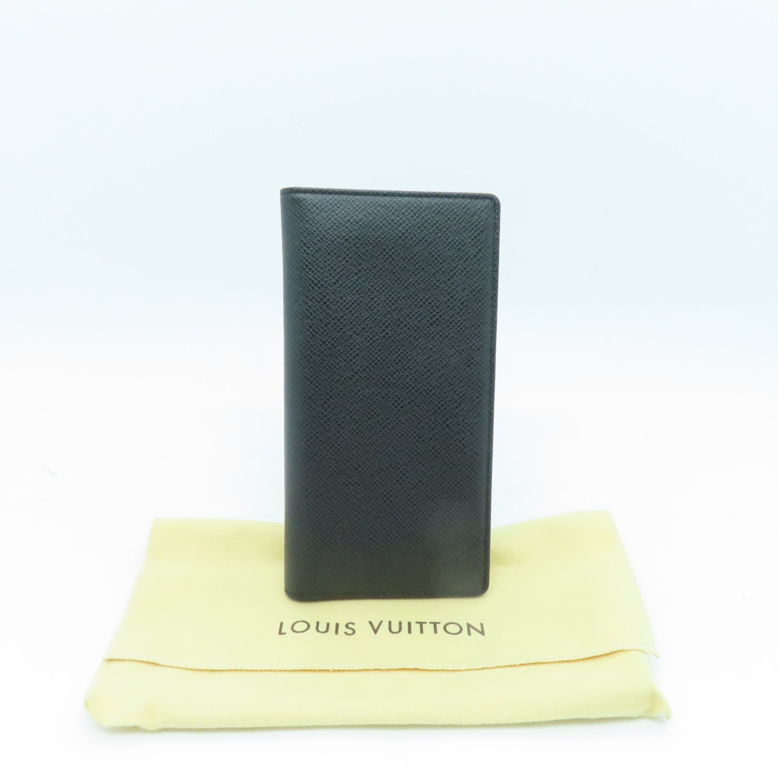 LOUIS VUITTON Taiga Long Wallet長錢包黑色