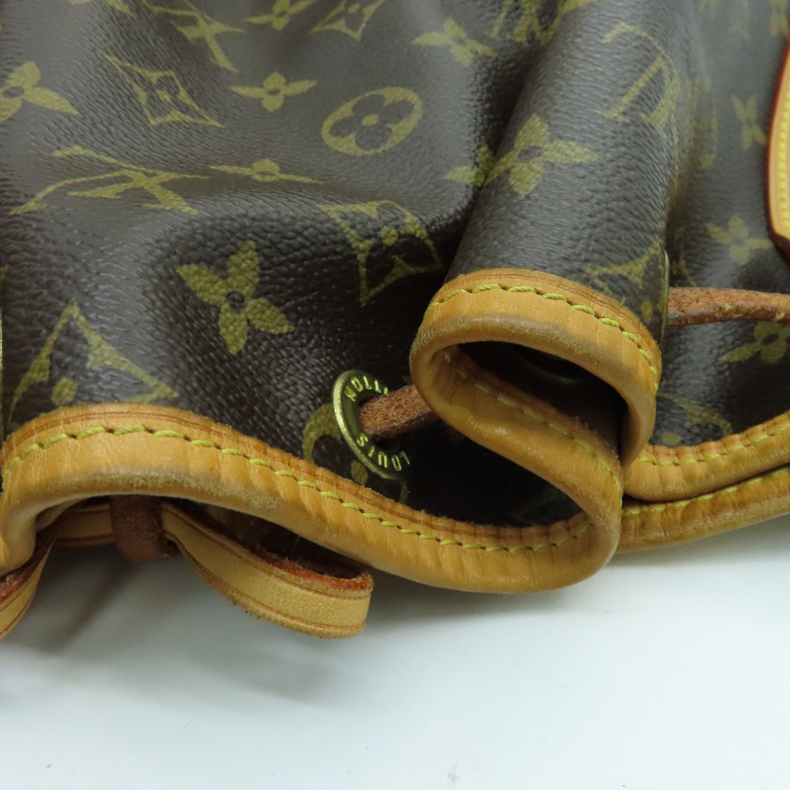 LOUIS VUITTON Monogram Noe金扣肩背袋啡色