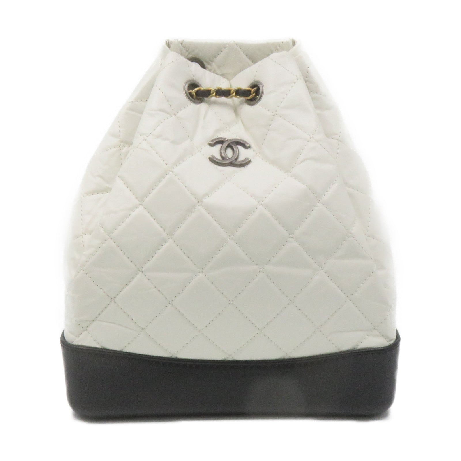 CHANEL 菱格牛皮皮革Gabrielle Backpack鏈帶肩背袋白色/黑色