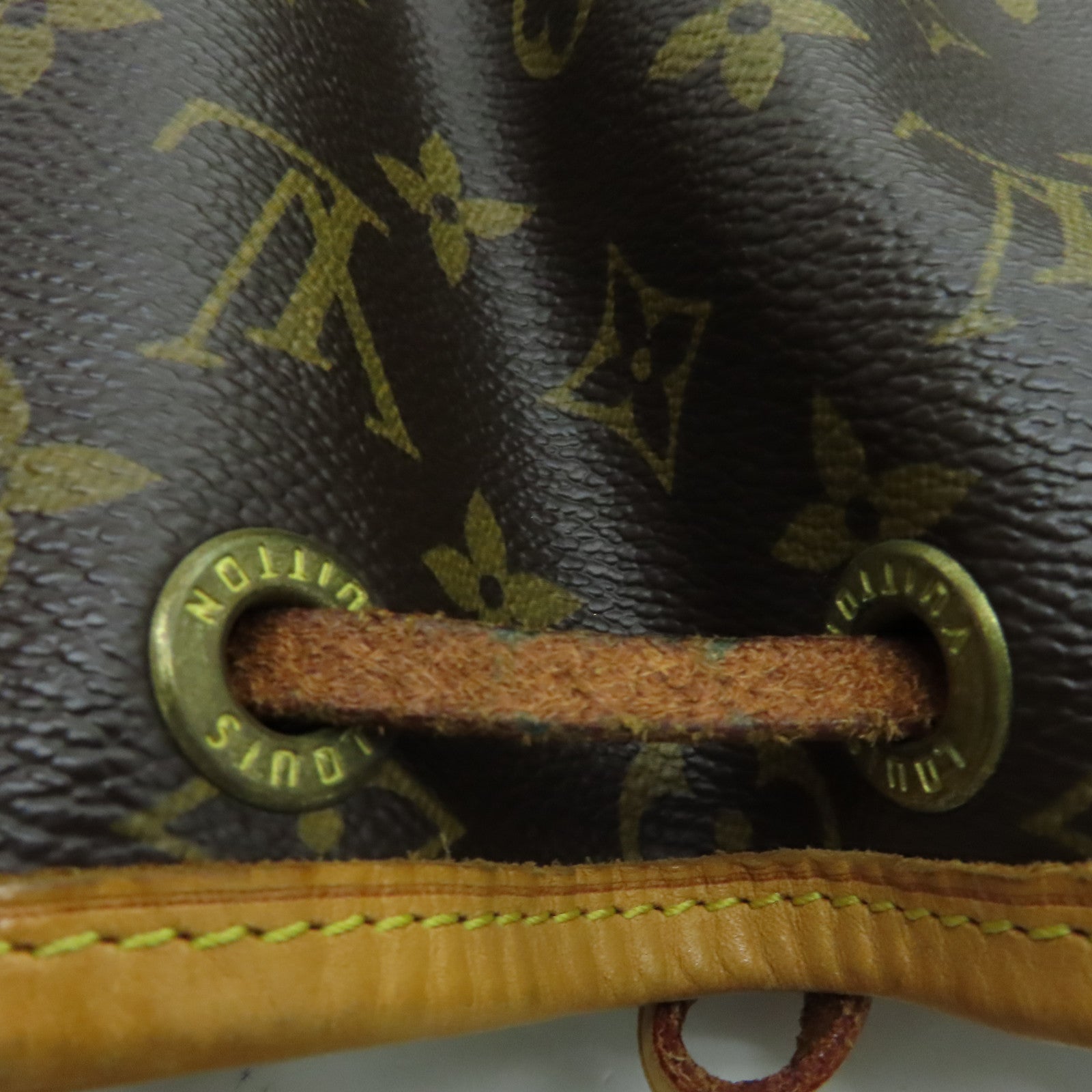 LOUIS VUITTON Monogram Noe金扣肩背袋啡色