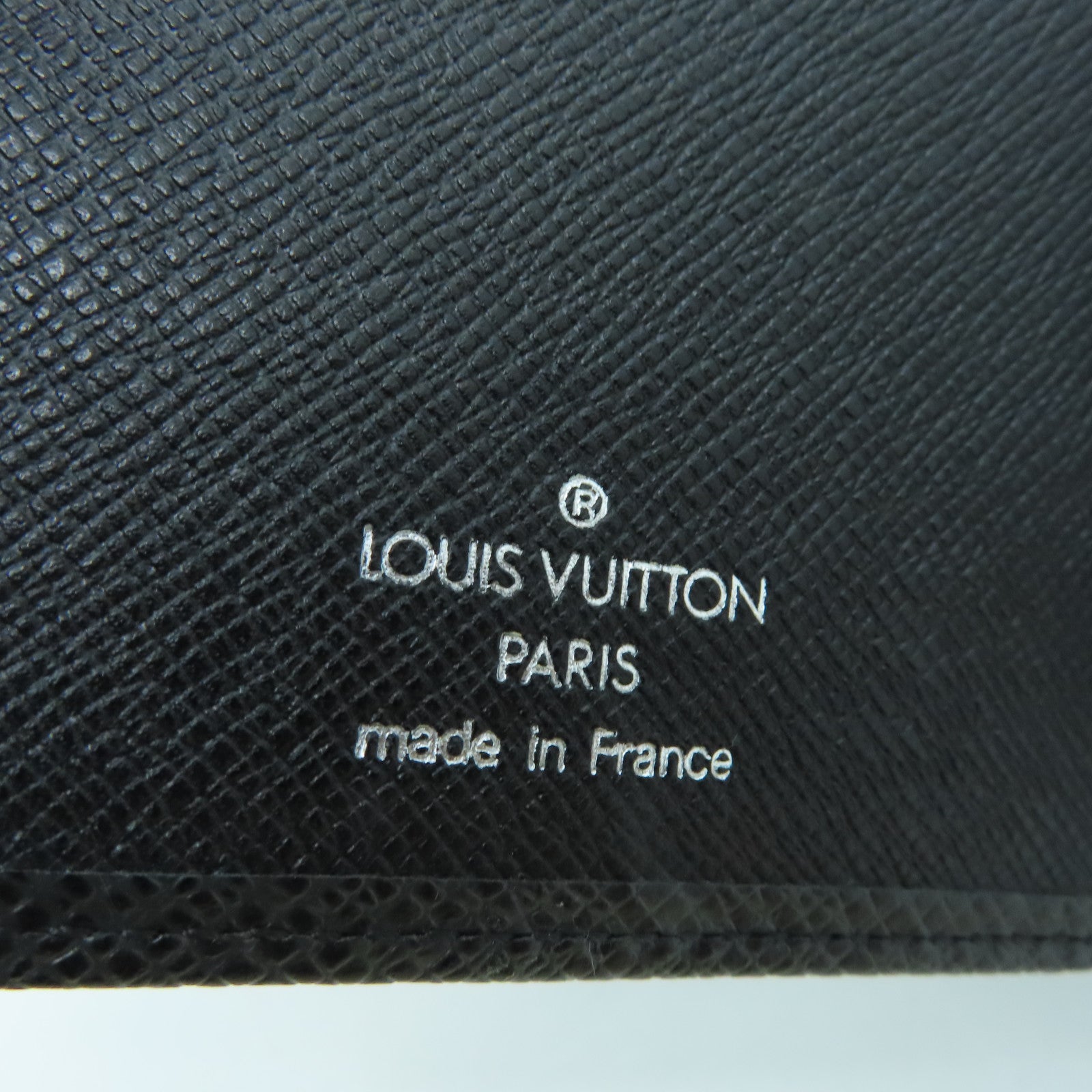 LOUIS VUITTON Taiga Long Wallet長錢包黑色
