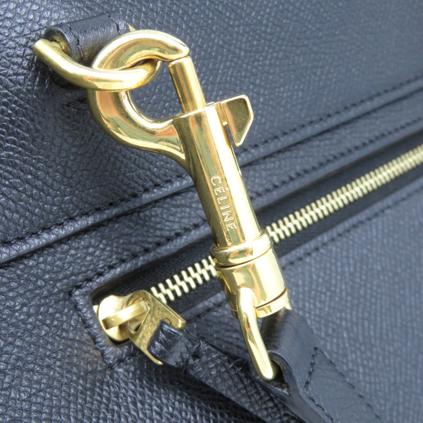 CELINE 牛皮皮革Belt Bag金扣手挽肩背兩用袋黑色