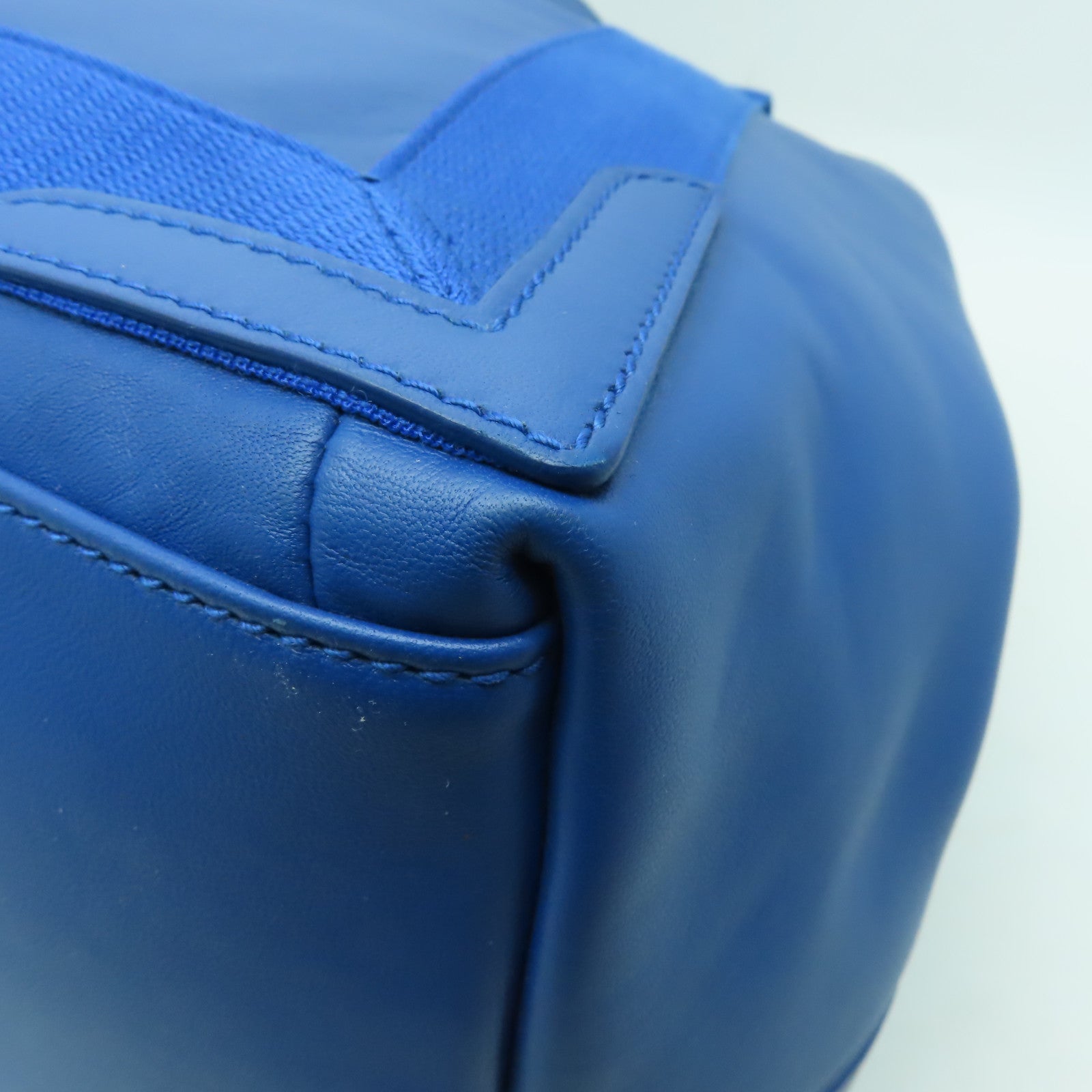 BALENCIAGA 牛皮皮革Cabas銀扣手挽袋藍色