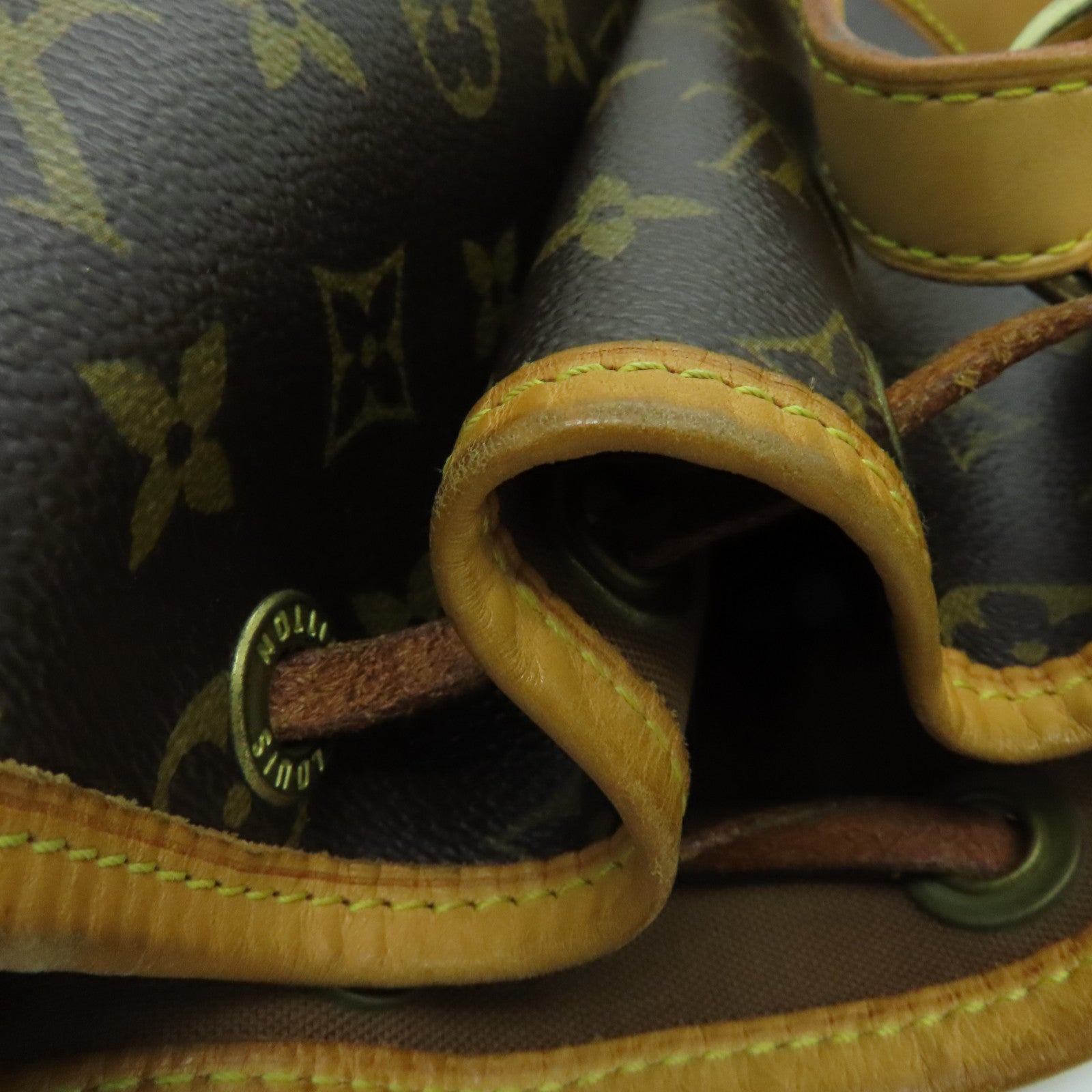 LOUIS VUITTON Monogram Noe金扣肩背袋啡色