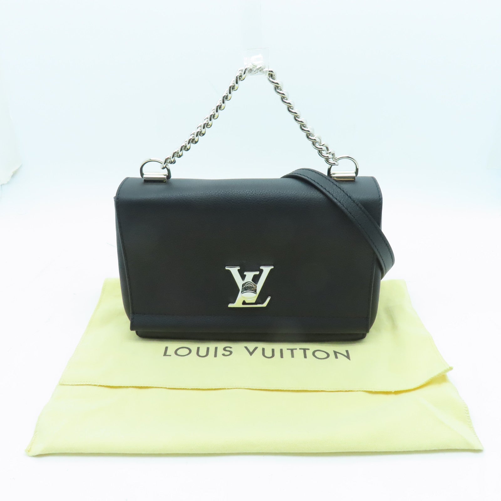 LOUIS VUITTON Taurillon Lockme II BB銀扣肩背袋黑色