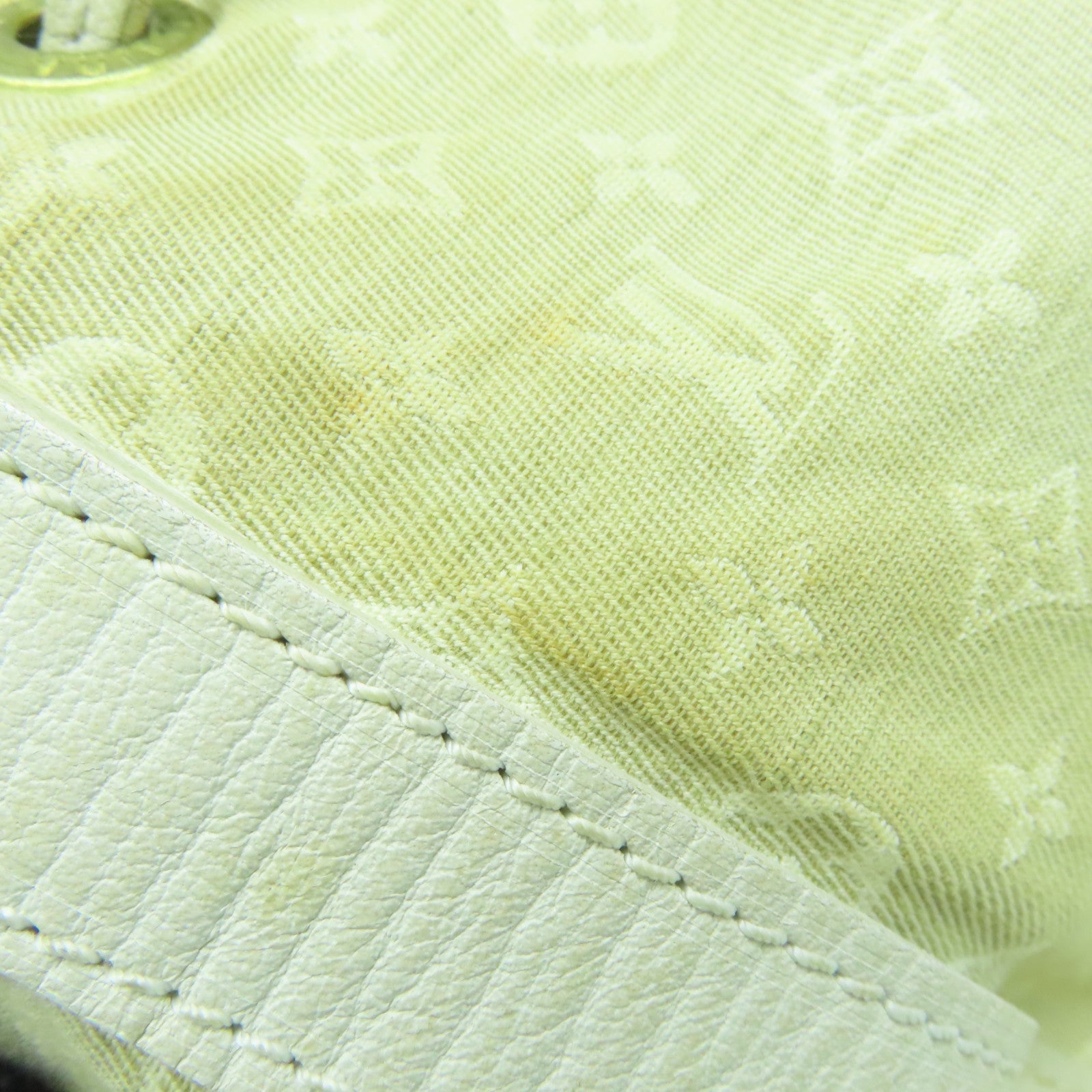 LOUIS VUITTON Monogram Mini Noe金扣肩背袋米色