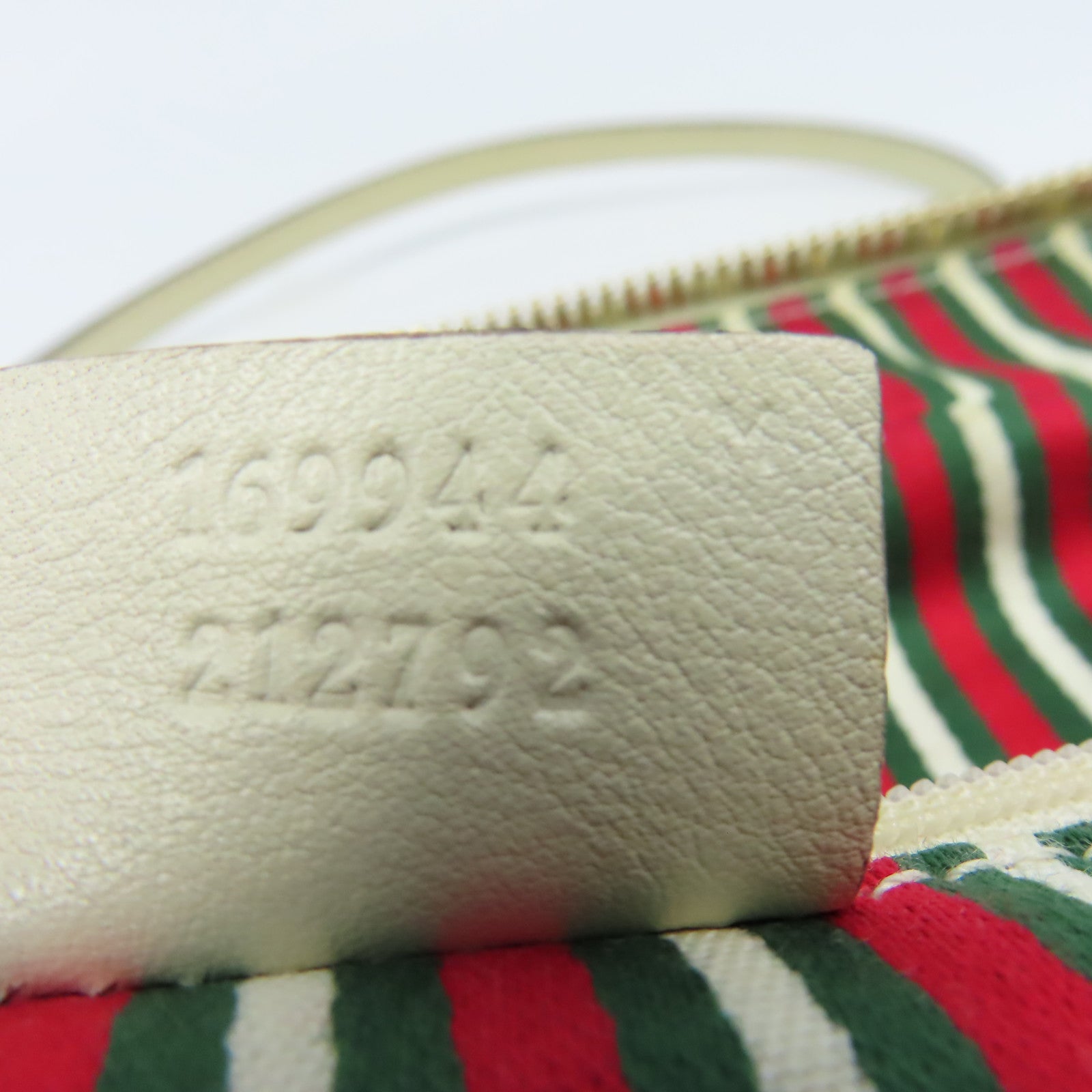 GUCCI 帆布/牛皮皮革Shoulder Bag金扣肩背袋白色