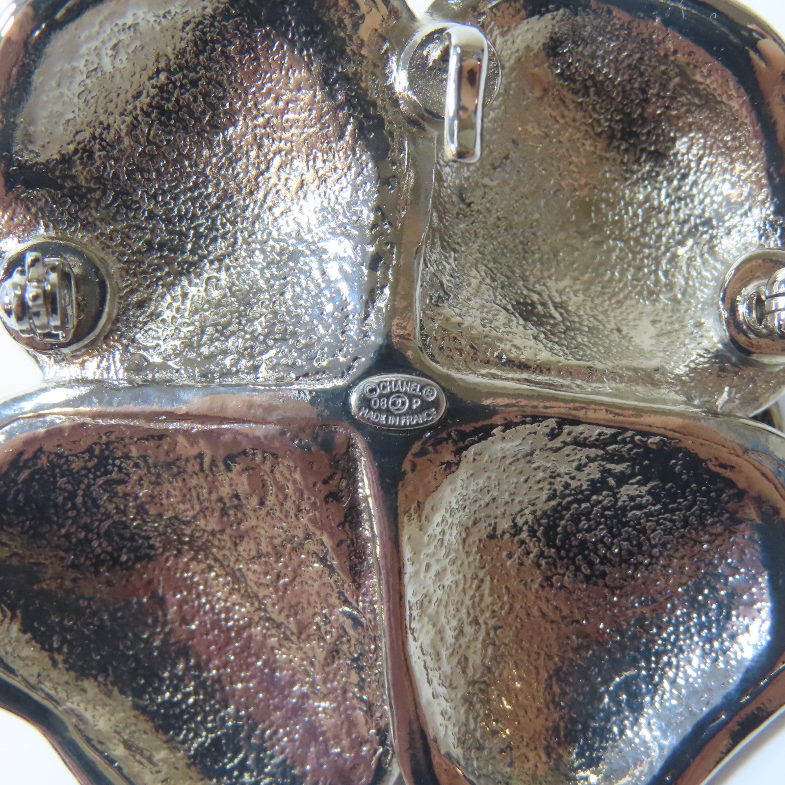 CHANEL 金屬Brooch銀扣胸針黑色