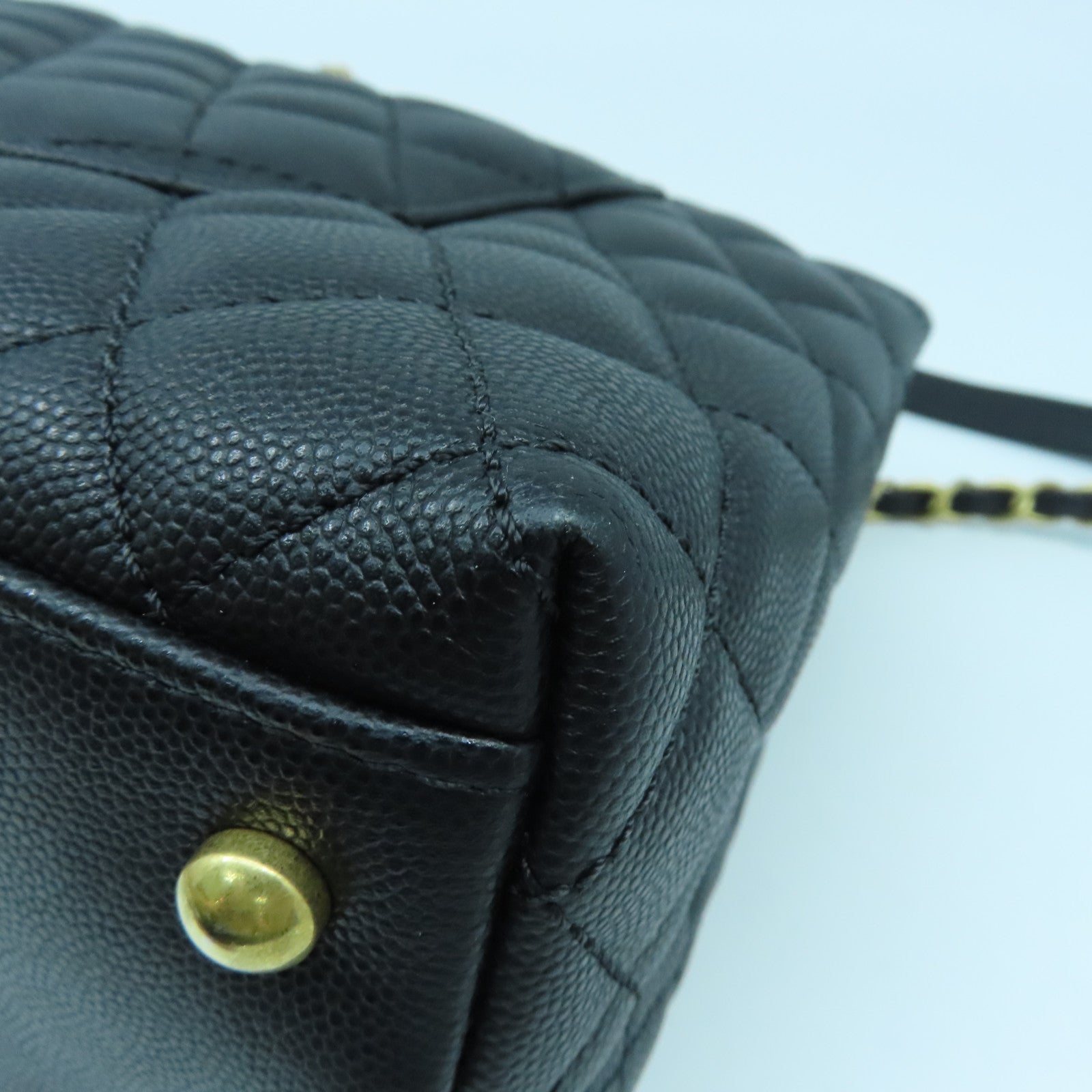 CHANEL rhombic cowhide leather CoCo Handle gold buckle shoulder bag black