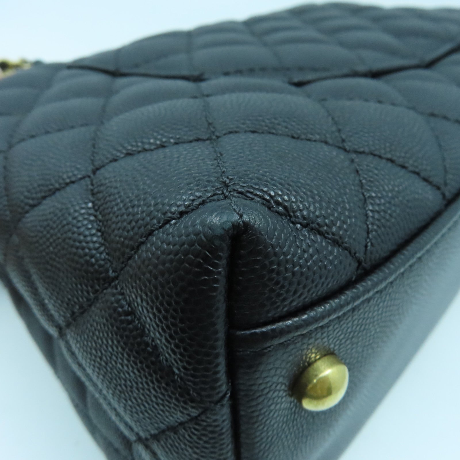 CHANEL rhombic cowhide leather CoCo Handle gold buckle shoulder bag black