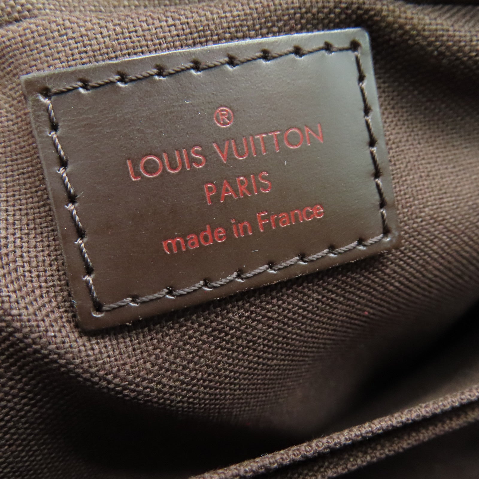 LOUIS VUITTON Damier Pochette Macau金扣手拿包啡色