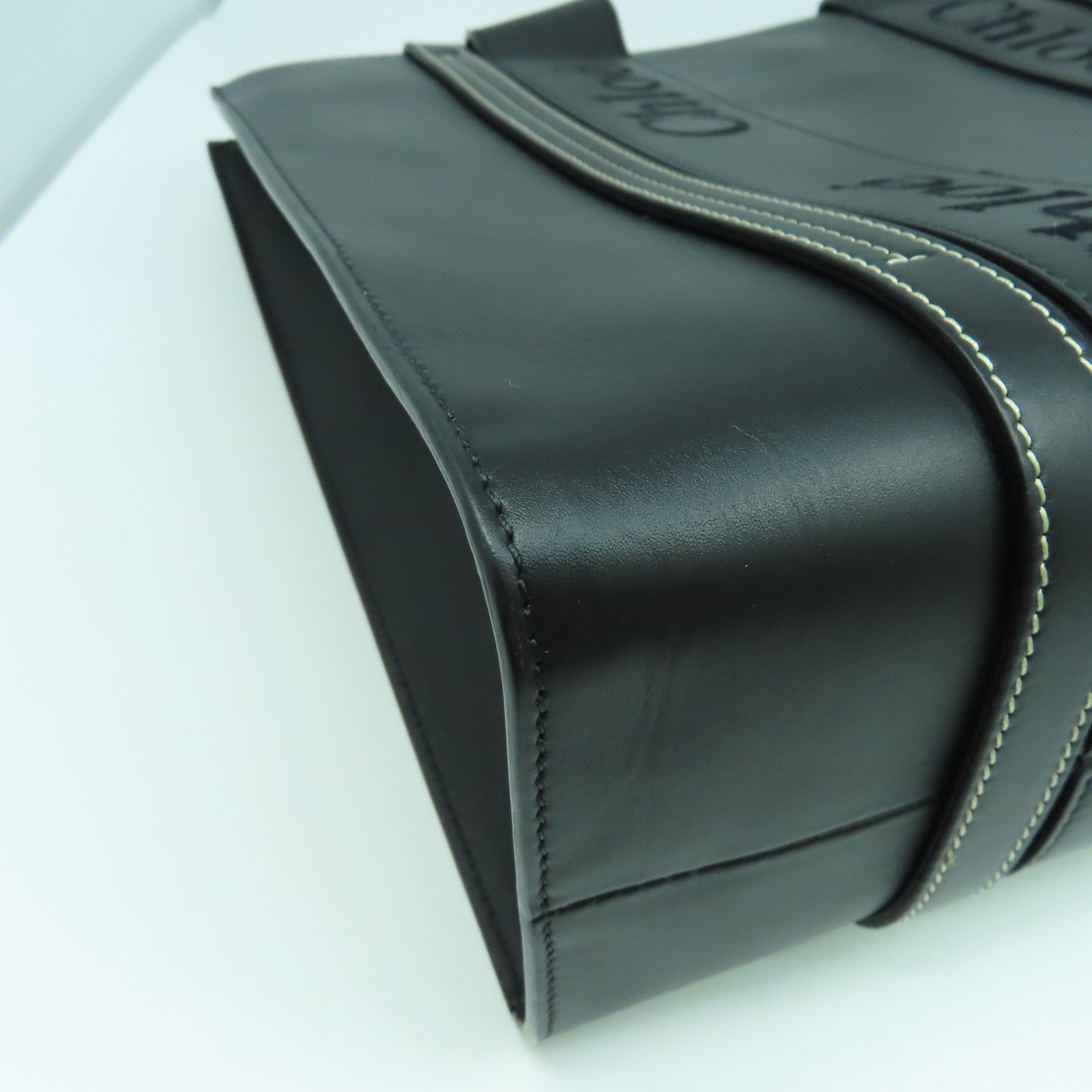 Chloe 牛皮皮革Medium Woody Tote Bag肩背袋黑色