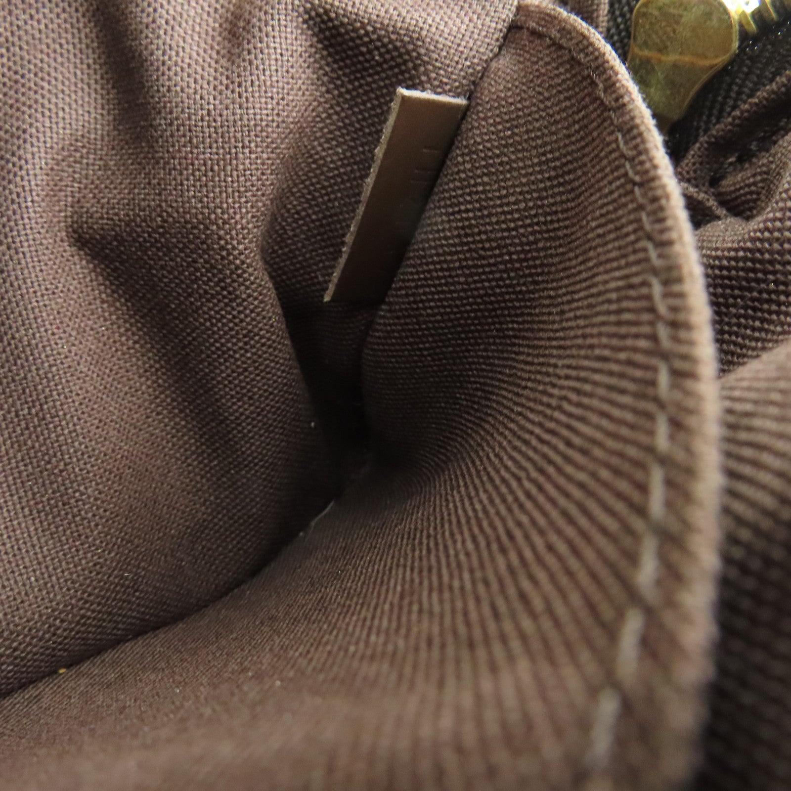 LOUIS VUITTON Damier Pochette Macau金扣手拿包啡色