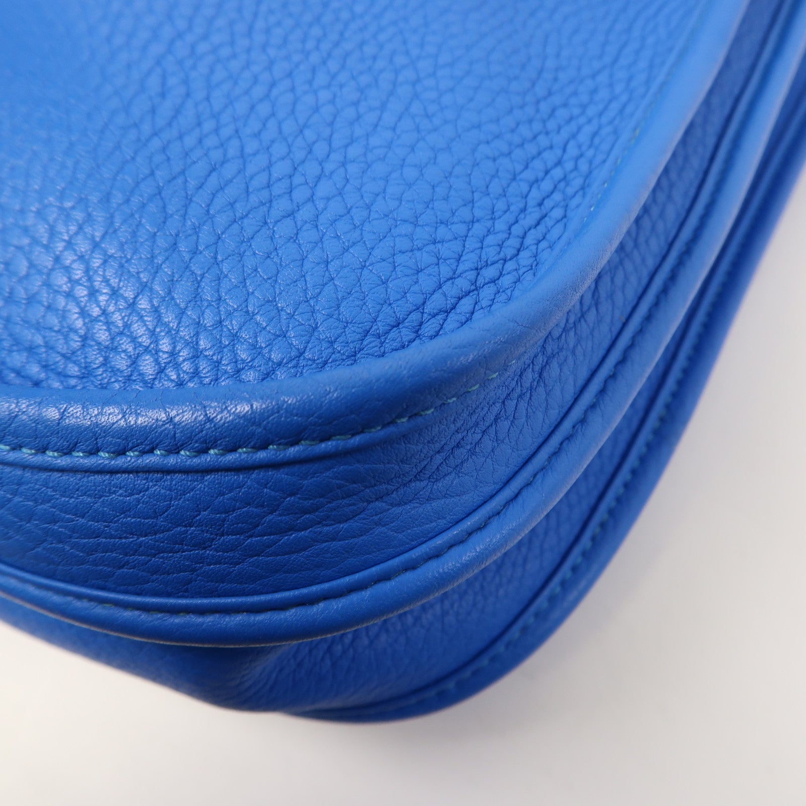 HERMES Clemence皮革Evelyne PM銀扣肩背袋水妖藍色