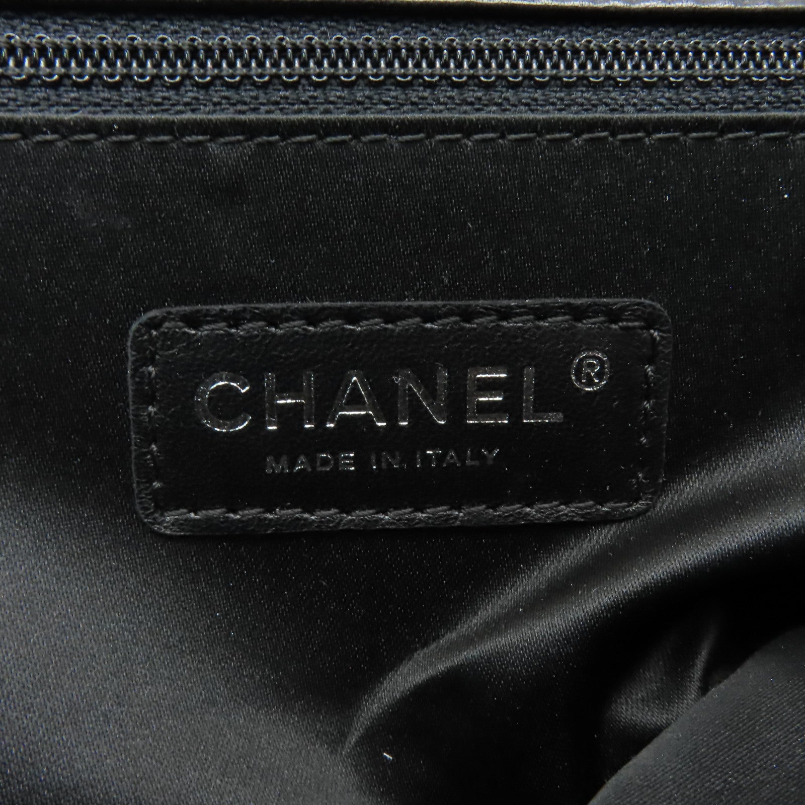CHANEL 菱格皮革Chain Shoulder銀扣鏈帶肩背袋黑色/粉紅色