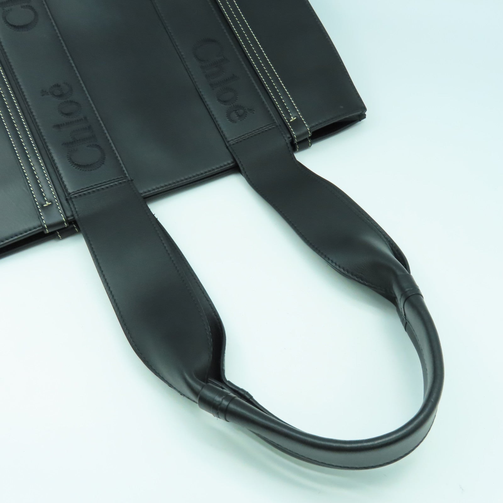 Chloe 牛皮皮革Medium Woody Tote Bag肩背袋黑色