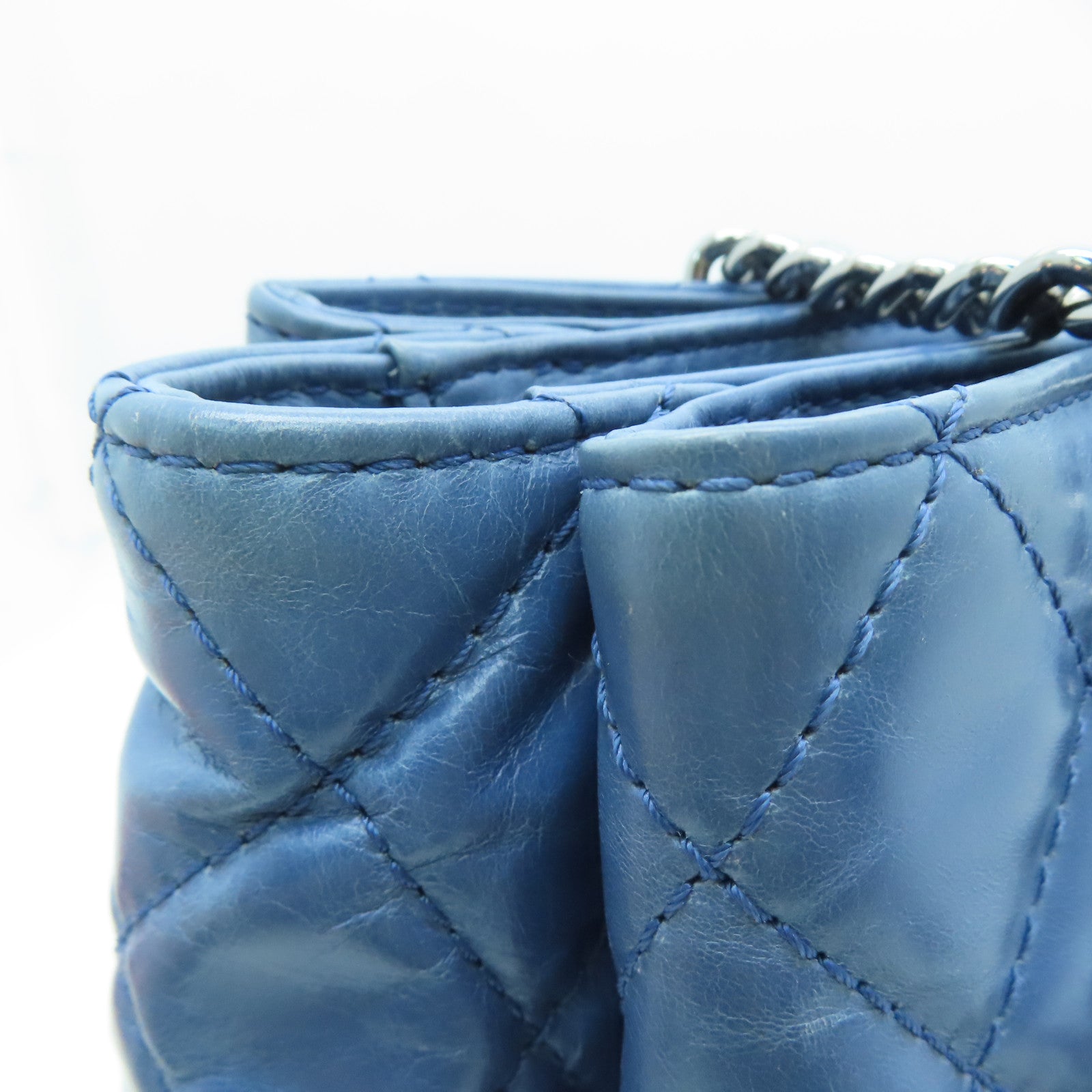 CHANEL 【激減優惠】菱格牛皮皮革Chain Shoulder銀扣肩背袋藍色
