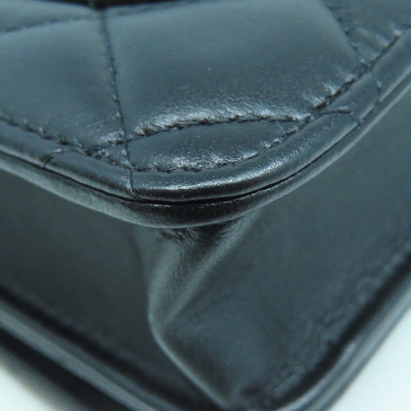 CHANEL 菱格牛皮皮革Wallet On Chain/Heart CC Lock金扣鏈帶肩背袋黑色