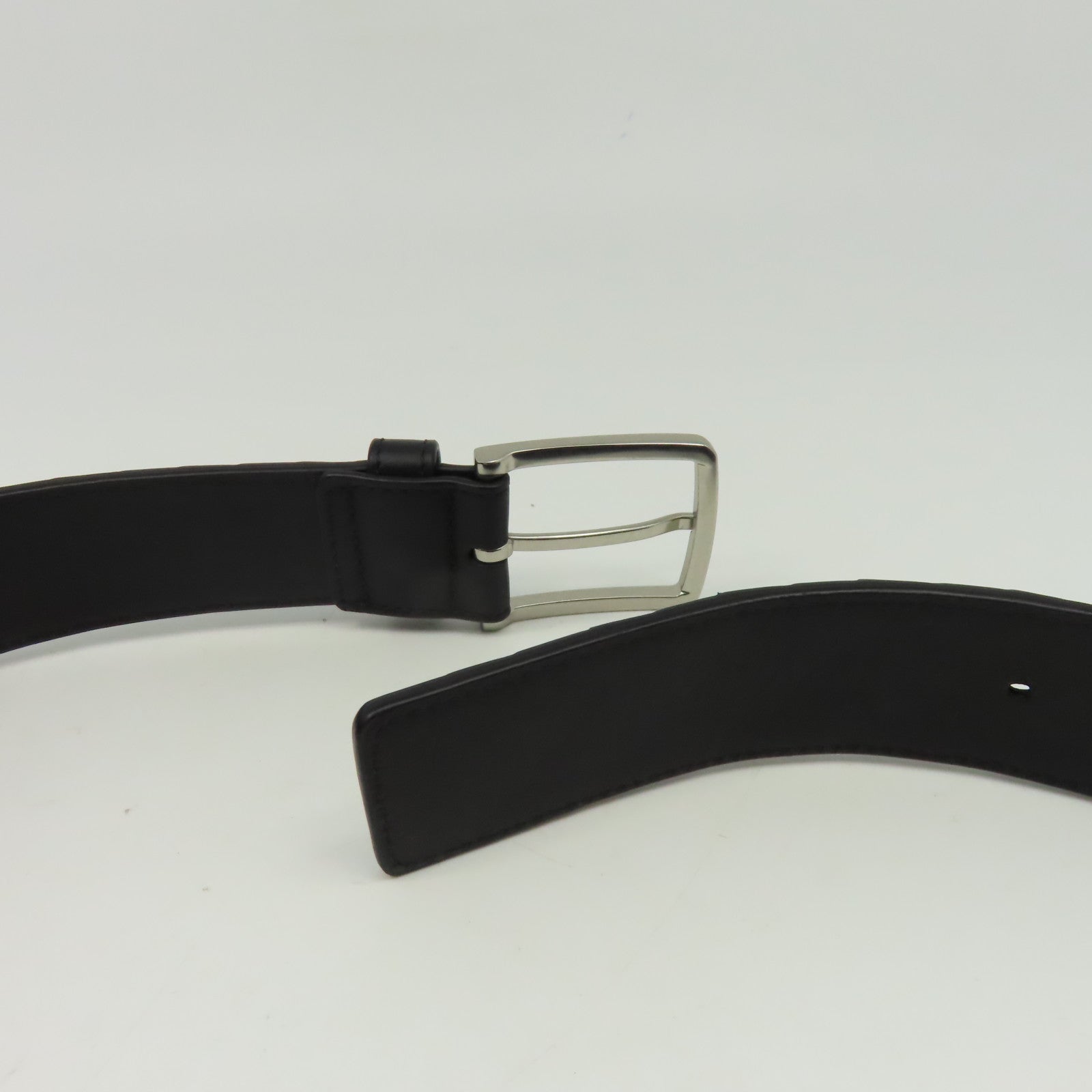 BOTTEGA VENETA 織紋皮革Belt 85cm銀扣皮帶黑色