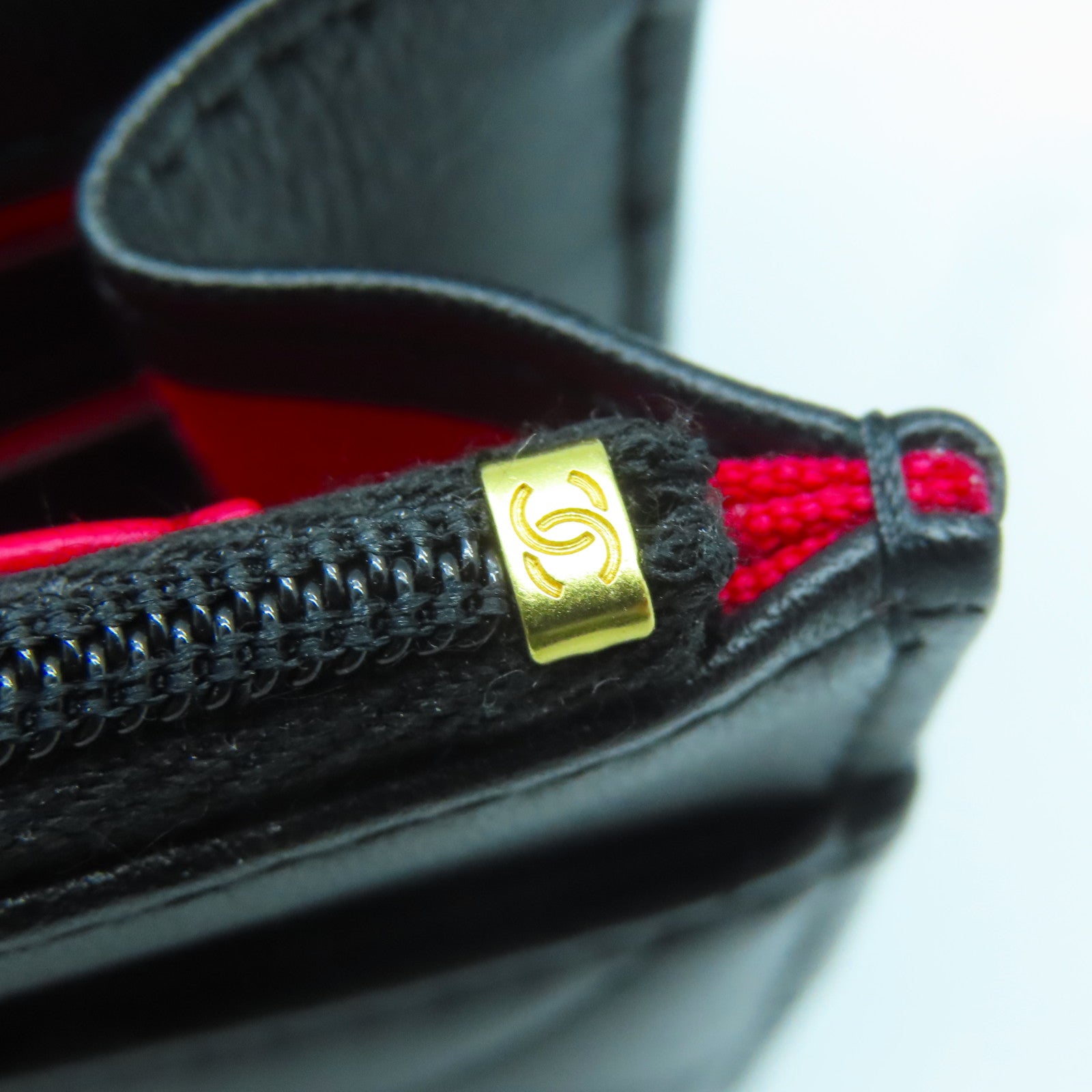 CHANEL 菱格牛皮皮革Wallet On Chain/Heart CC Lock金扣鏈帶肩背袋黑色