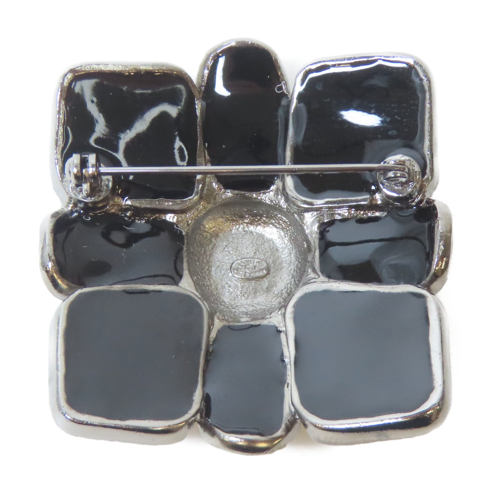 CHANEL 金屬Brooch銀扣胸針黑色