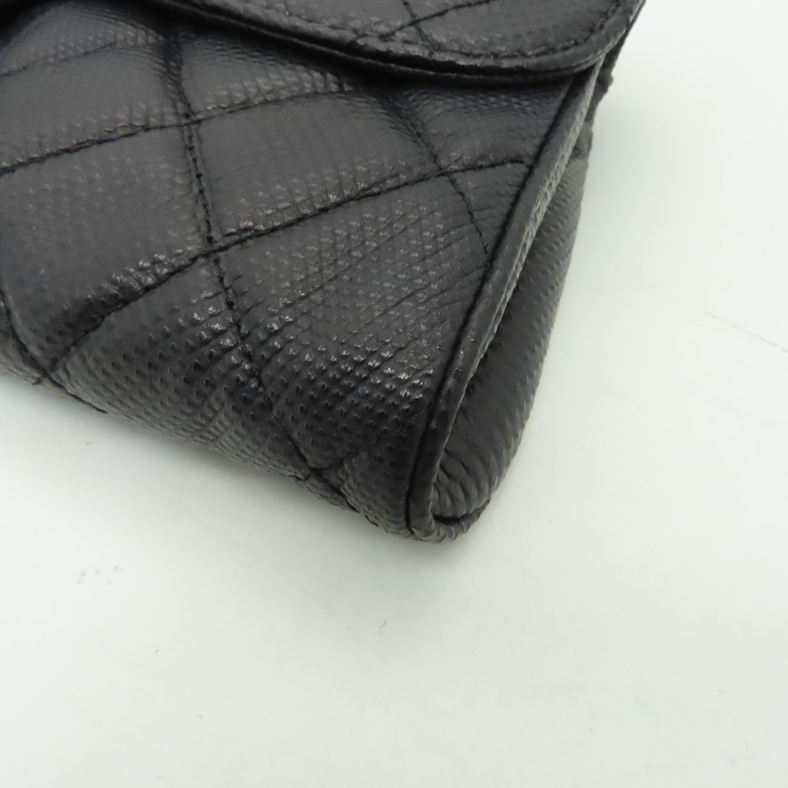 CHANEL 菱格蛇皮皮革Clutch銀扣手拿包黑色
