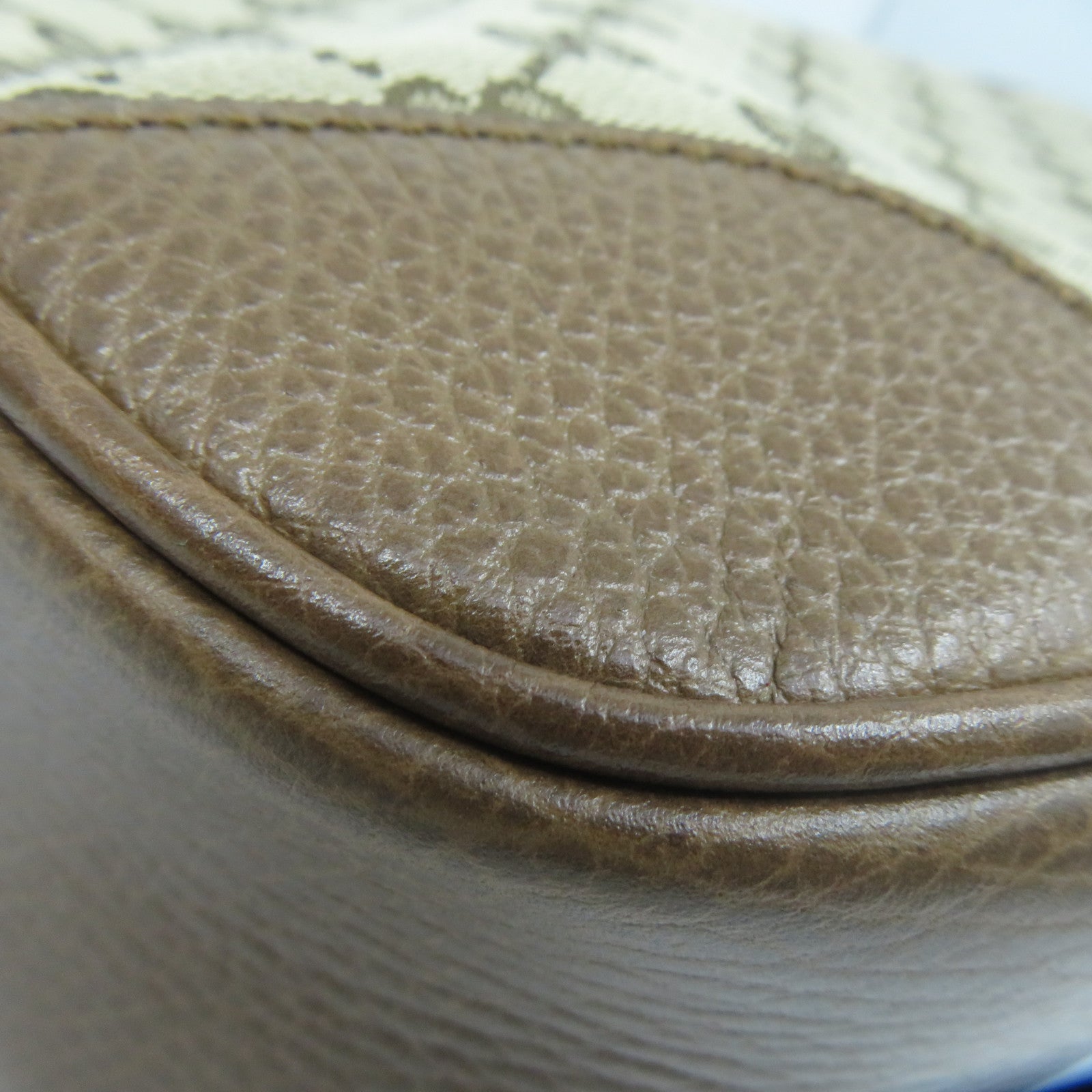 GUCCI 帆布Shoulder Bag金扣肩背袋啡色