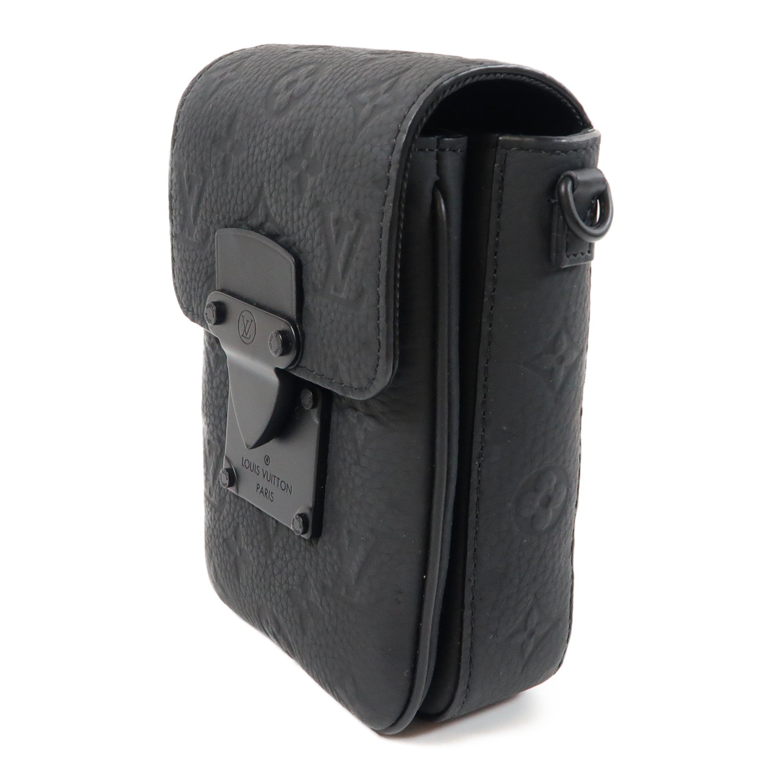 LOUIS VUITTON Taurillon Monogram S-Lock Vertical Wearable Wallet Bag肩背袋黑色
