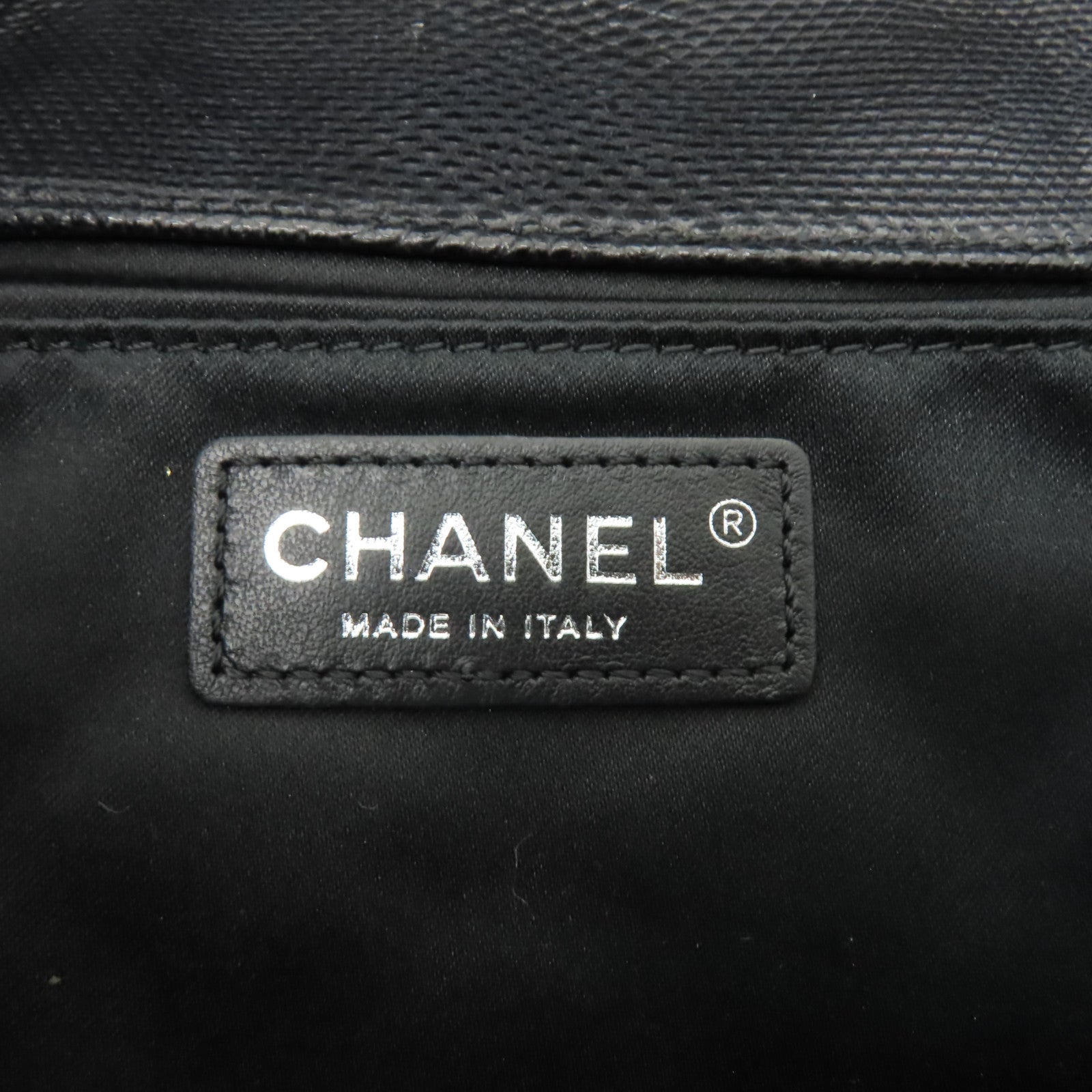 CHANEL 菱格蛇皮皮革Clutch銀扣手拿包黑色