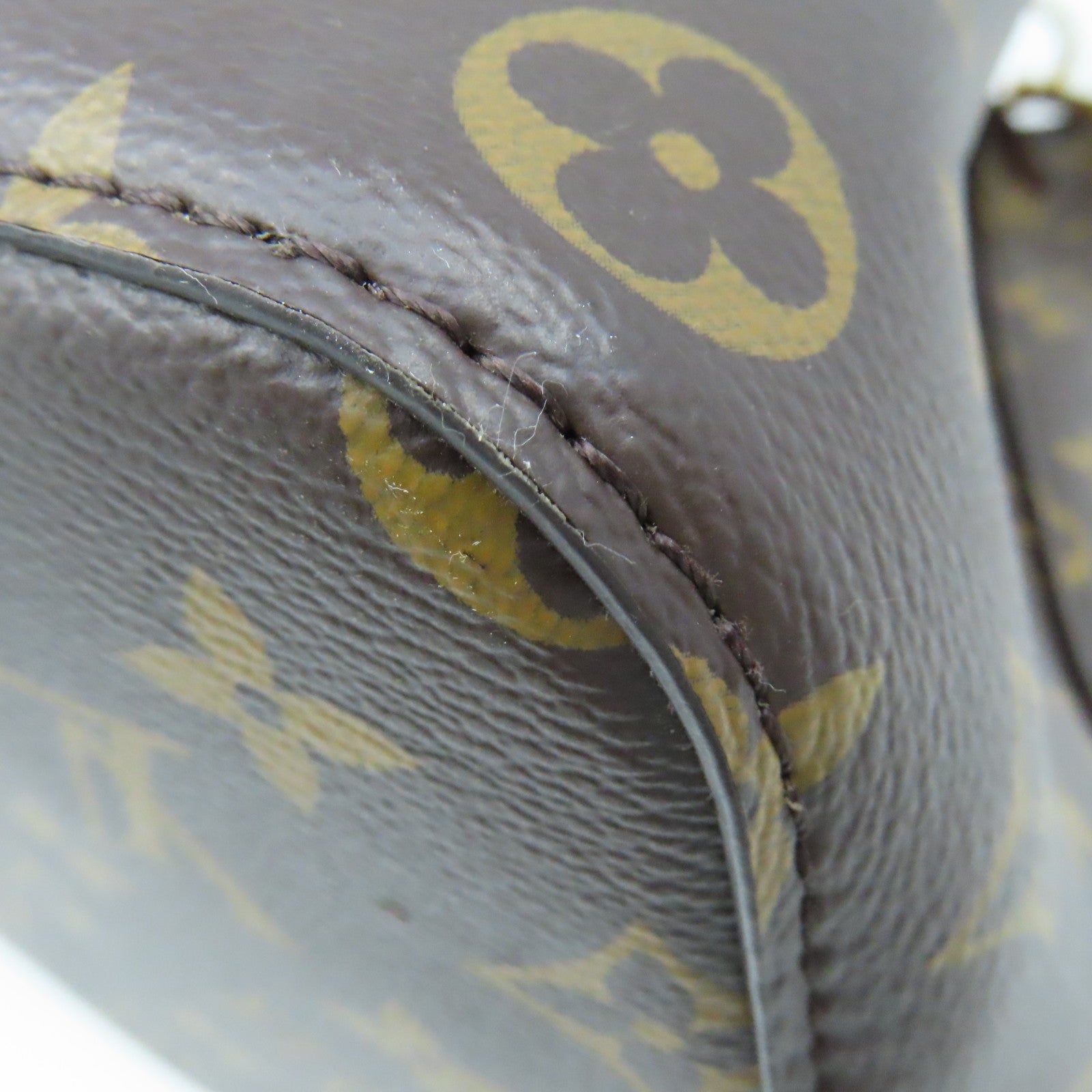 LOUIS VUITTON Monogram Neo Noe MM Shoulder Bag肩背袋啡色/粉紅色