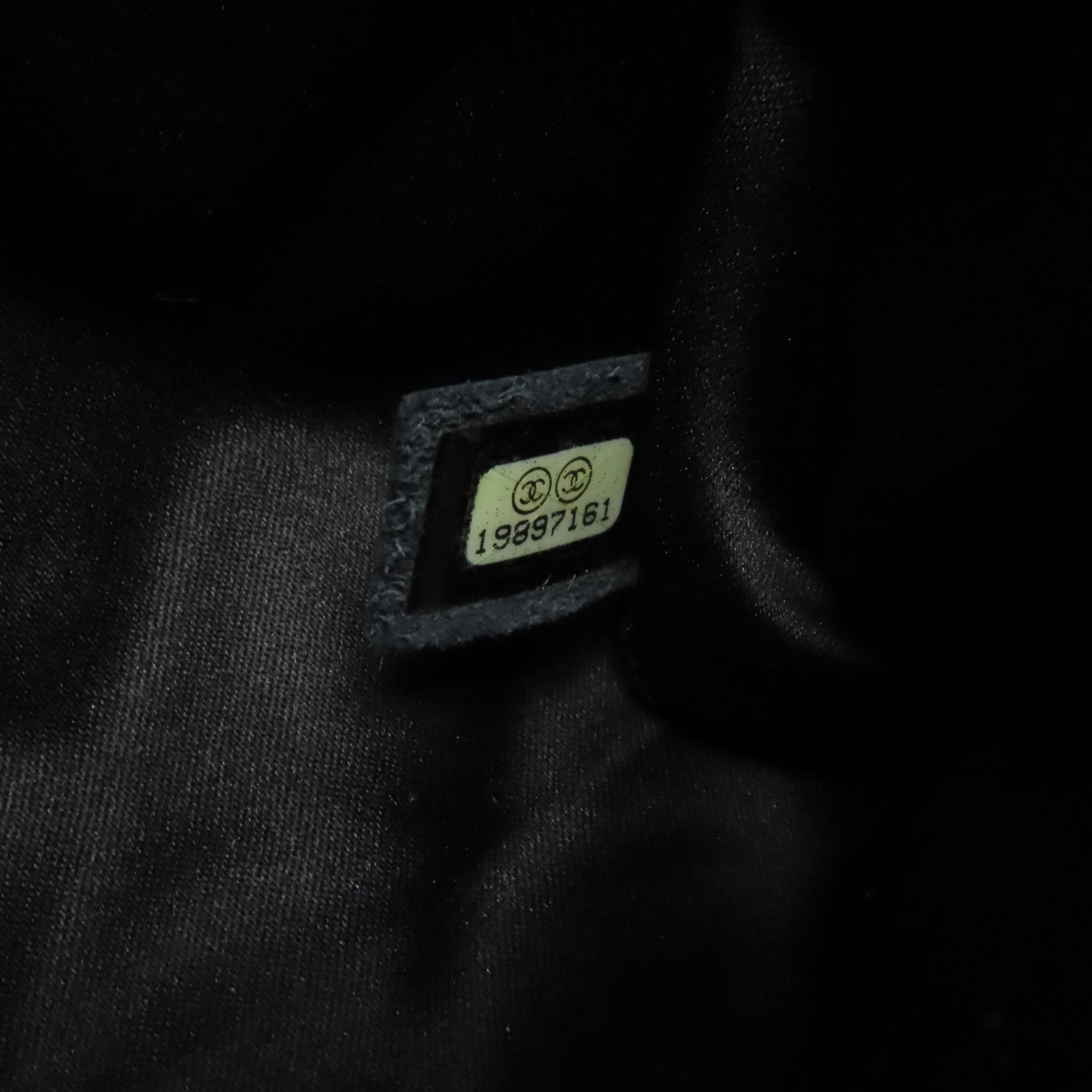 CHANEL 菱格蛇皮皮革Clutch銀扣手拿包黑色