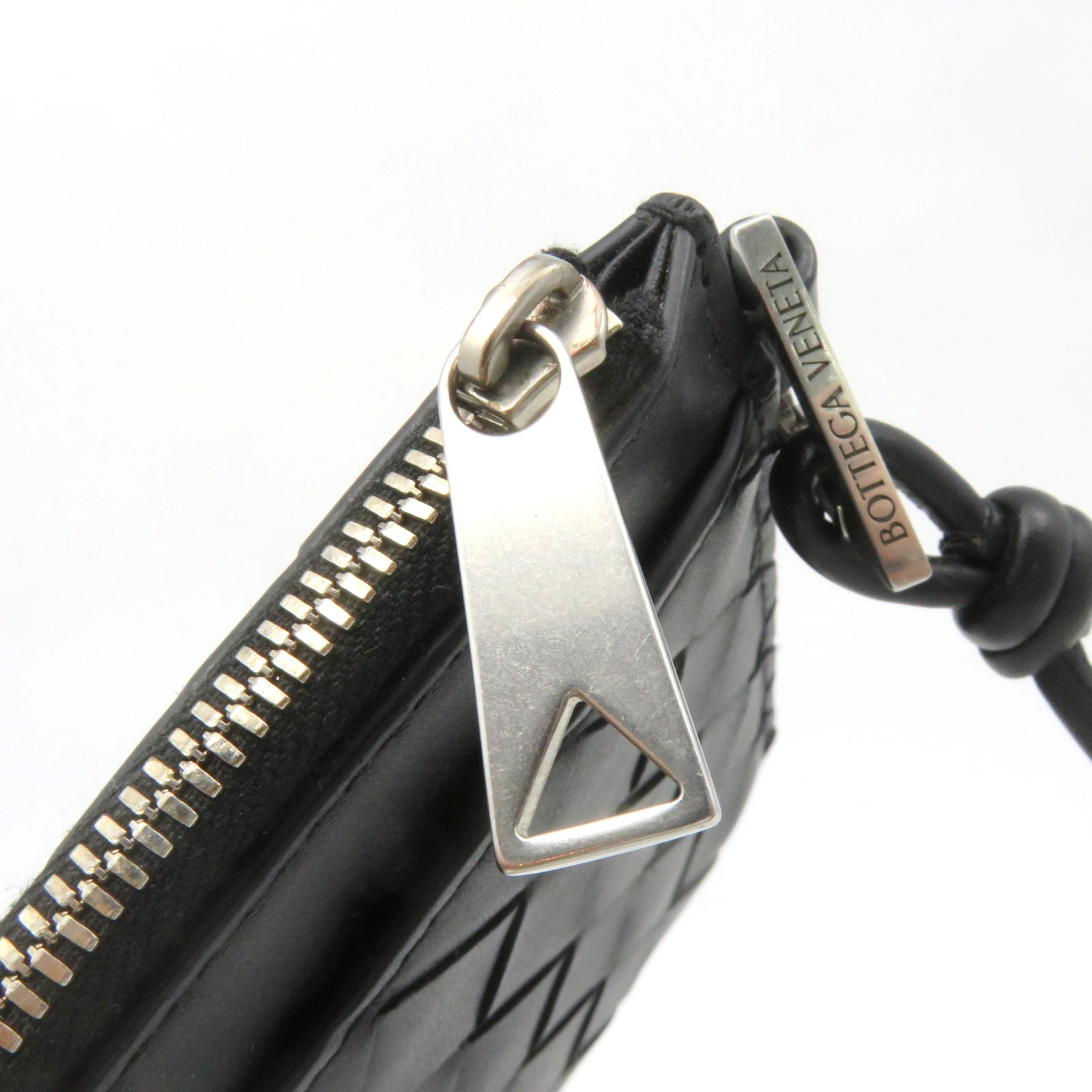 BOTTEGA VENETA 織紋皮革Pouch wallet拉鏈長錢包黑色