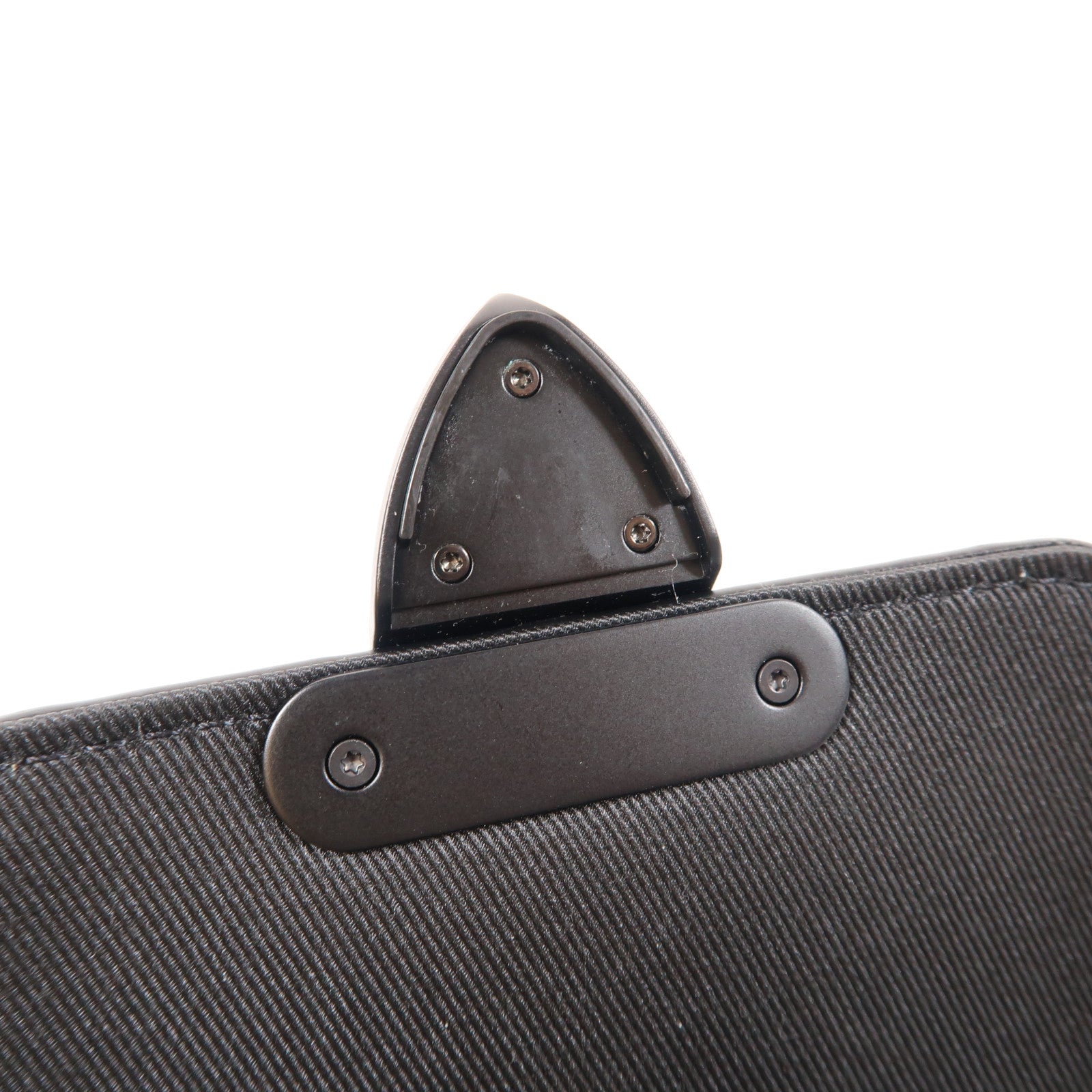 LOUIS VUITTON Taurillon Monogram S-Lock Vertical Wearable Wallet Bag肩背袋黑色