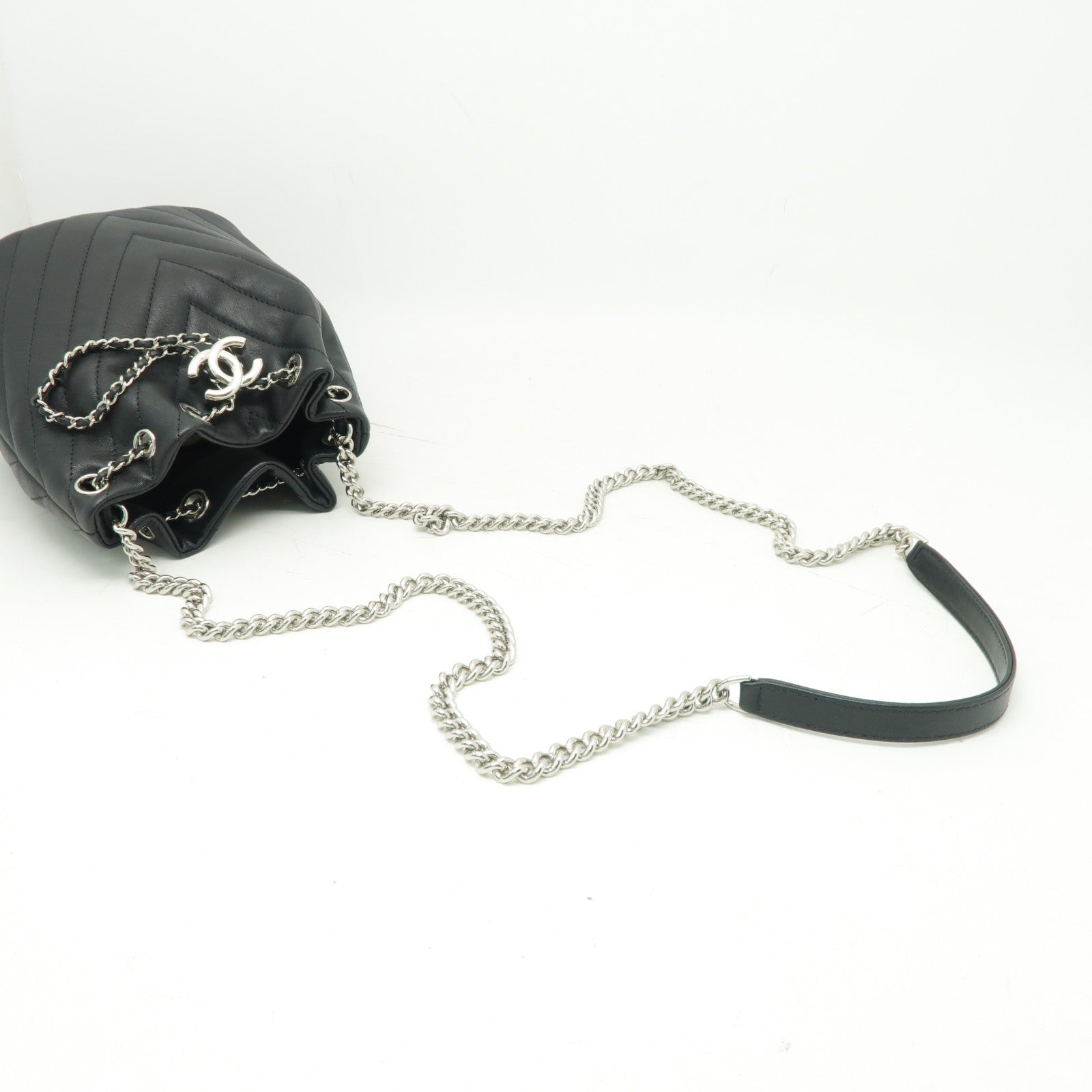 CHANEL 斜紋牛皮皮革Chain Shoulder Bag銀扣鏈帶肩背袋黒色