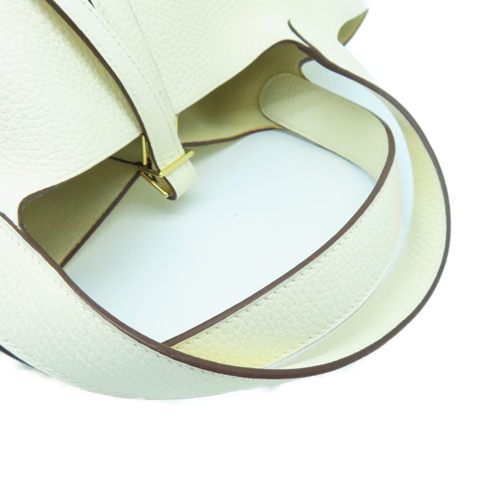 HERMES Taurillon Clemence皮革Picotin MM金扣手挽袋白色