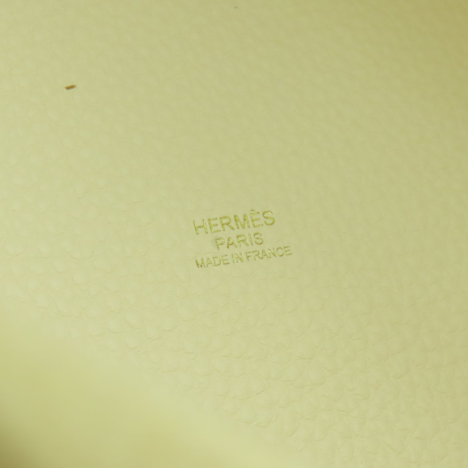 HERMES Taurillon Clemence皮革Picotin MM金扣手挽袋白色