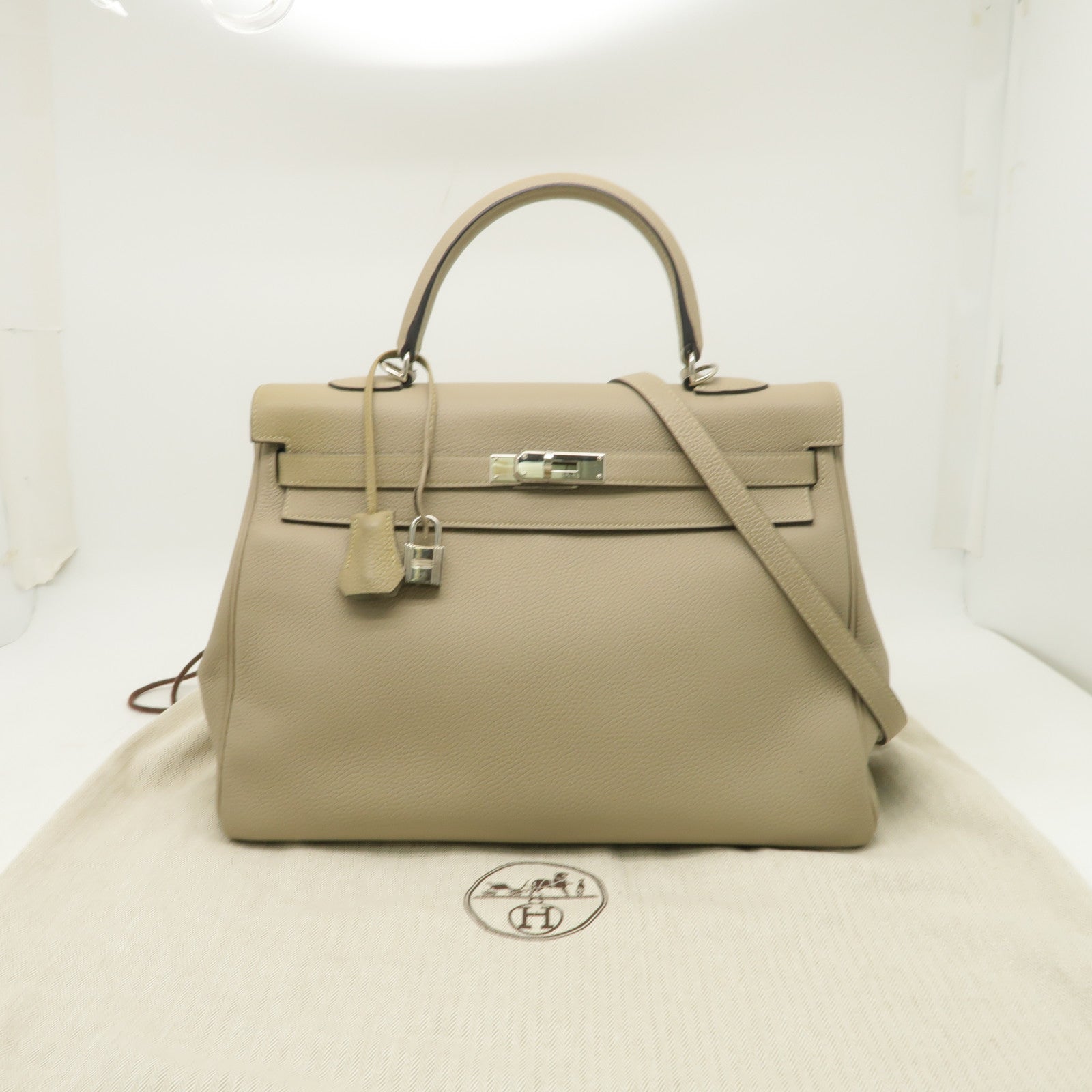 HERMES Togo皮革Kelly 35銀扣手挽肩背兩用袋Gris Tourterelle米色
