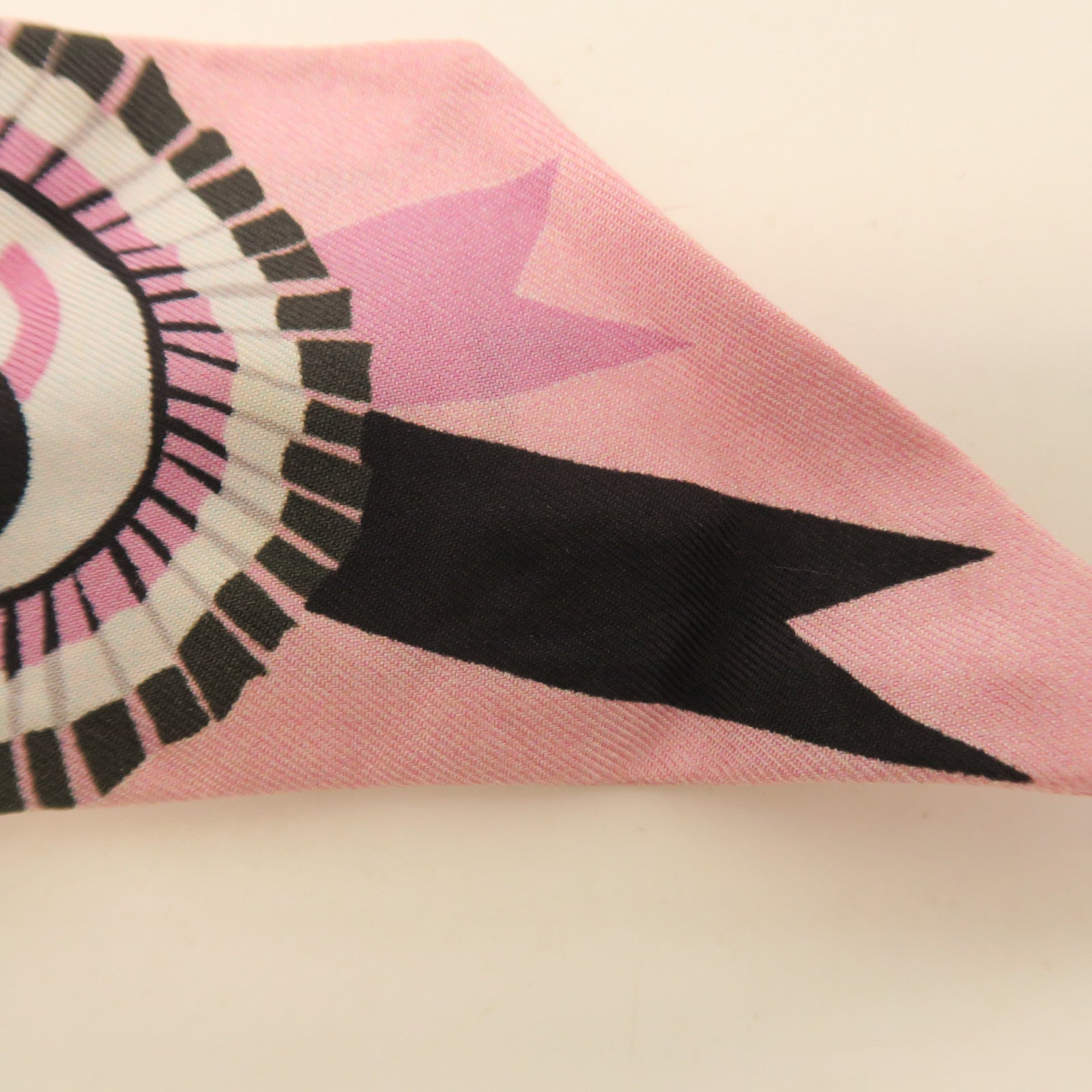 CHANEL Silk Scarf Pink/Black