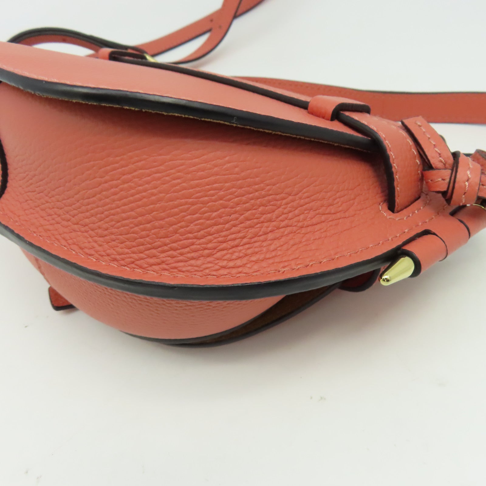 LOEWE 牛皮皮革Mini Gate Dual Bag金扣肩背袋粉紅色