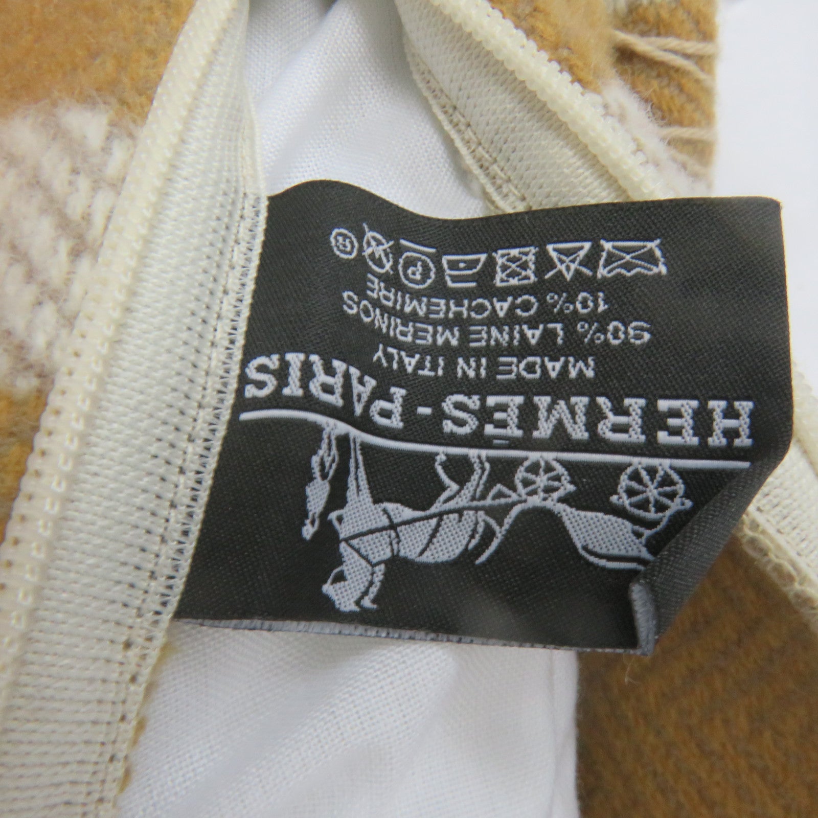 HERMES 羊毛/茄士咩Thaque Pillow坐墊啡色