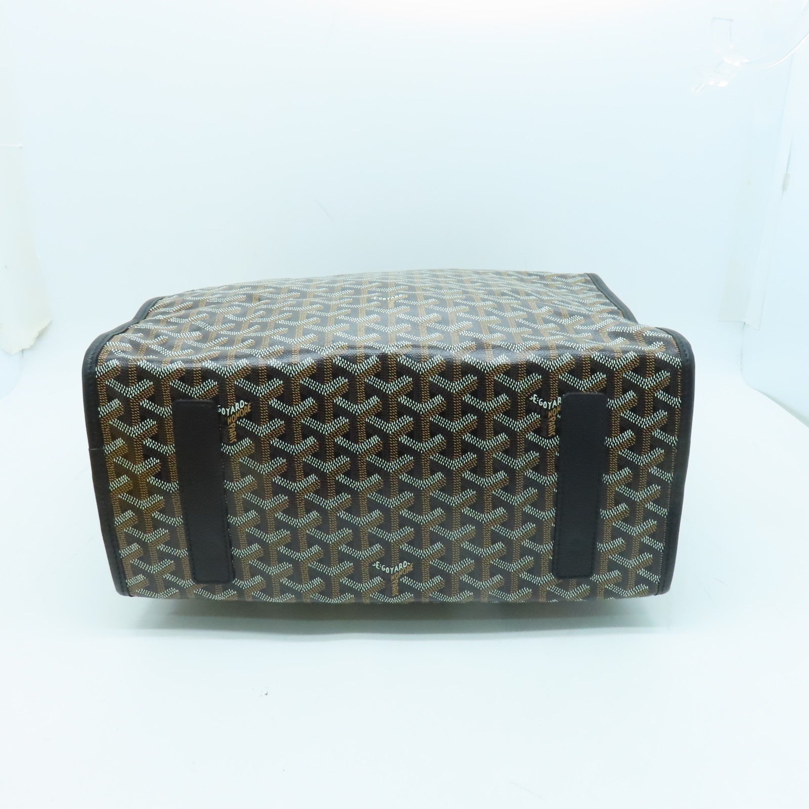 GOYARD 塗層帆布Backpack銀扣背包黑色/啡色/白色