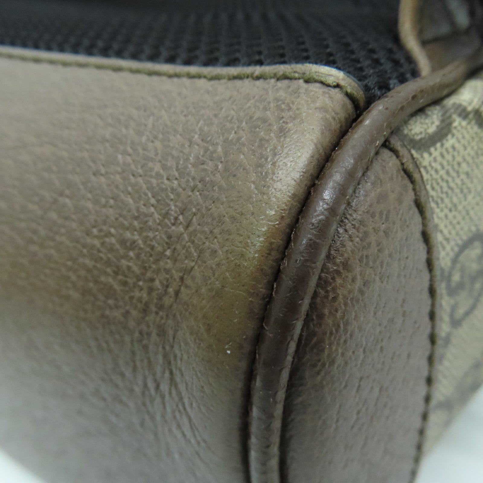 GUCCI 涂层帆布Backpack金扣背包啡色