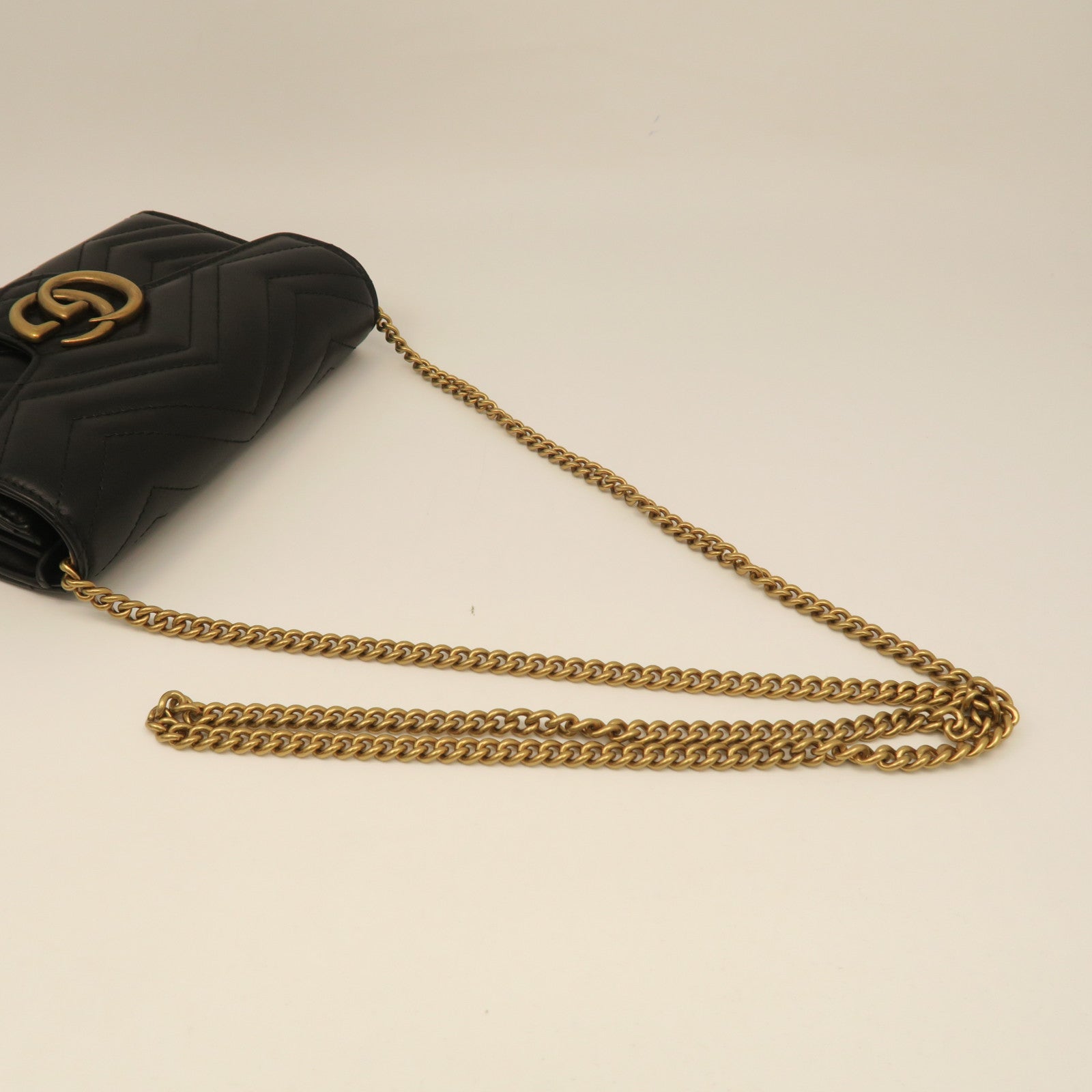 GUCCI twill cowhide leather Chain Shoulder Bag gold buckle chain shoulder bag black