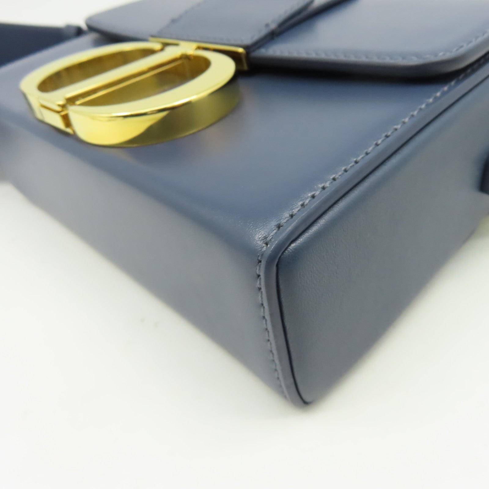 Dior 牛皮皮革30 Montaigne Bag金扣肩背袋藍色