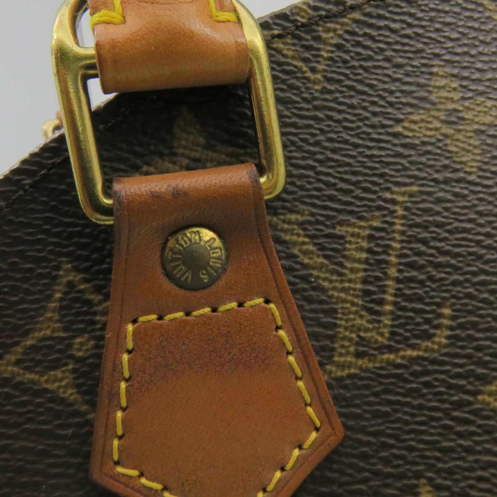 LOUIS VUITTON Monogram Elipse金扣手挽袋啡色