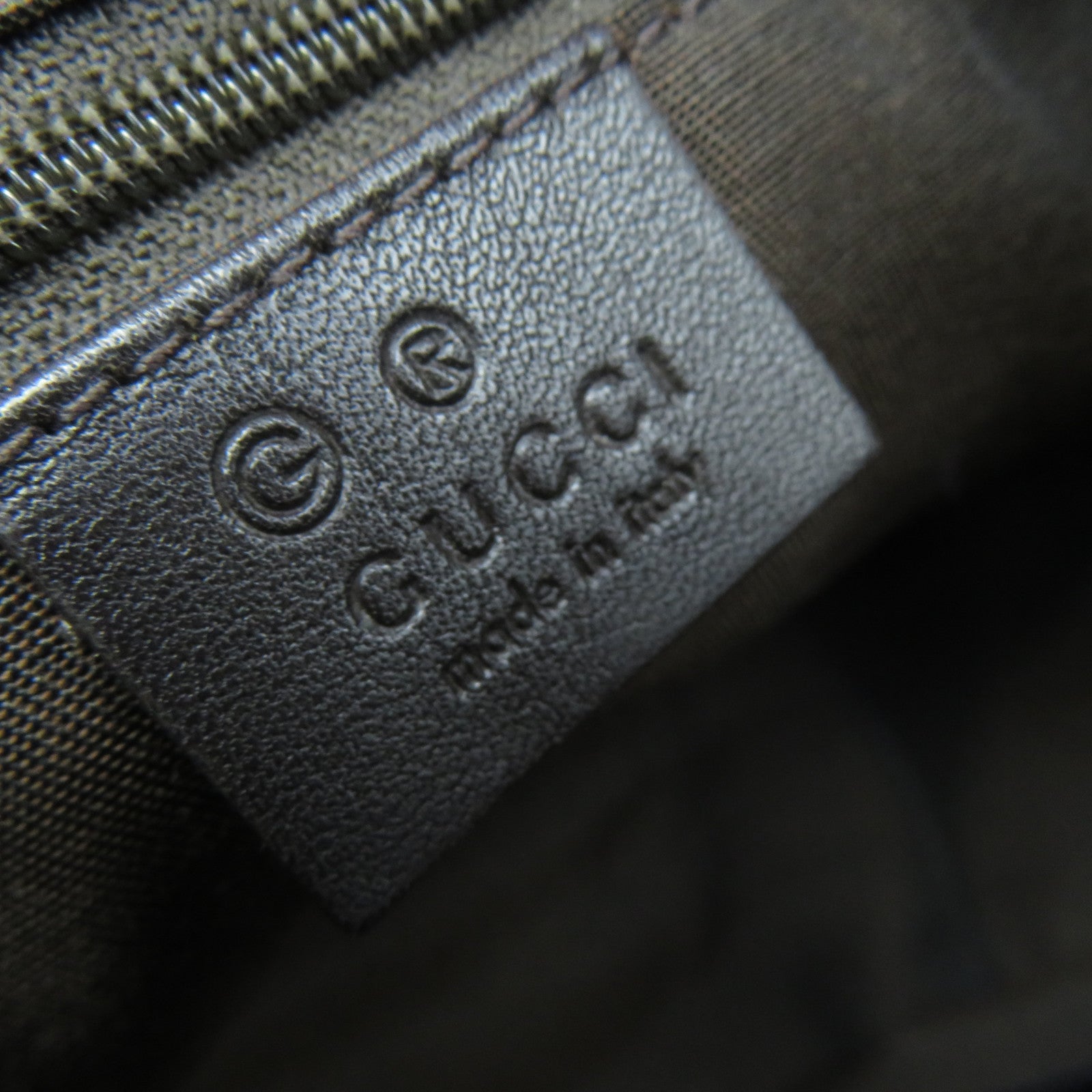 GUCCI 皮革Shoulder Bag金扣肩背袋啡色