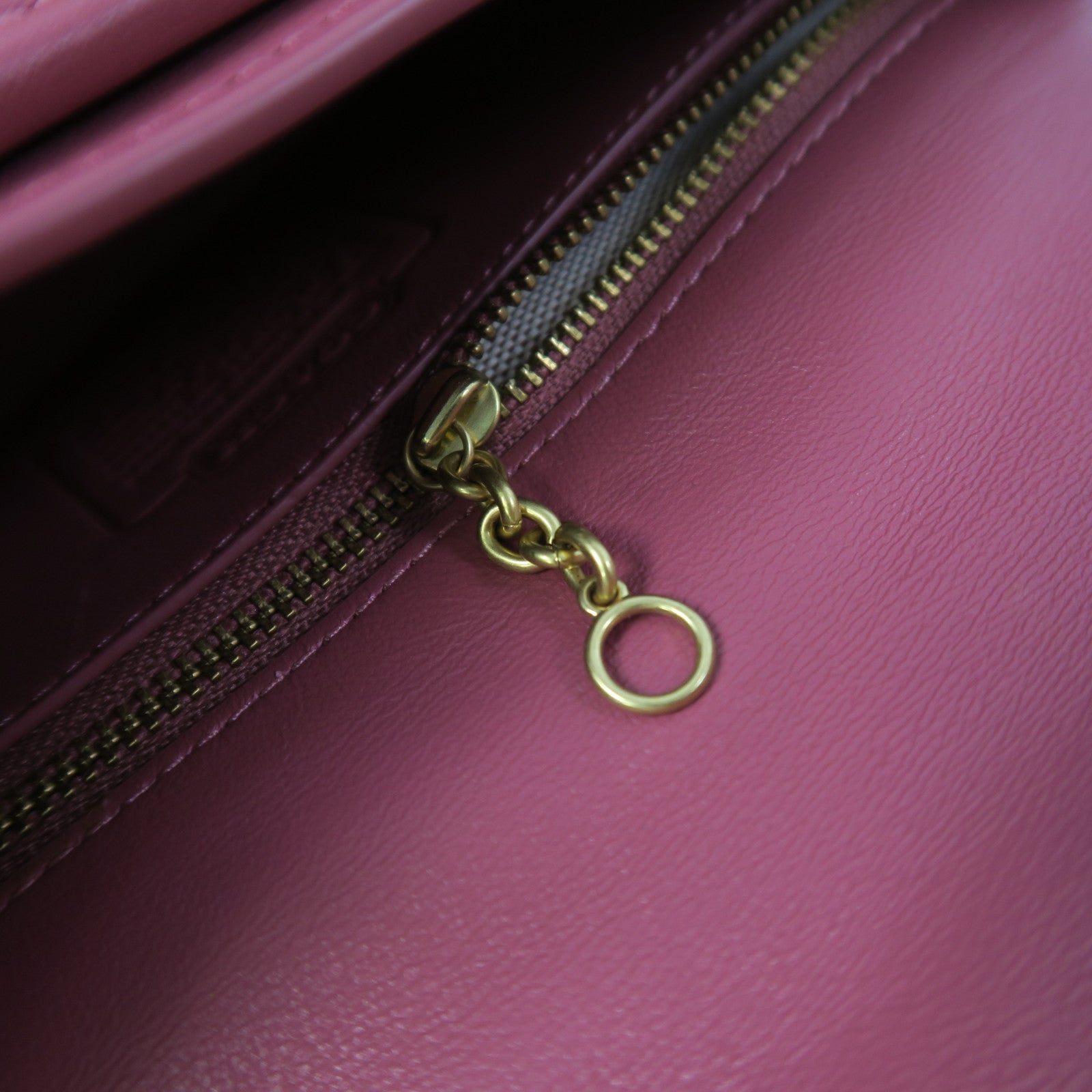 COACH 羊皮皮革Turnlock Clutch 20 Chain Shoulder金扣手挽肩背兩用袋粉紅色